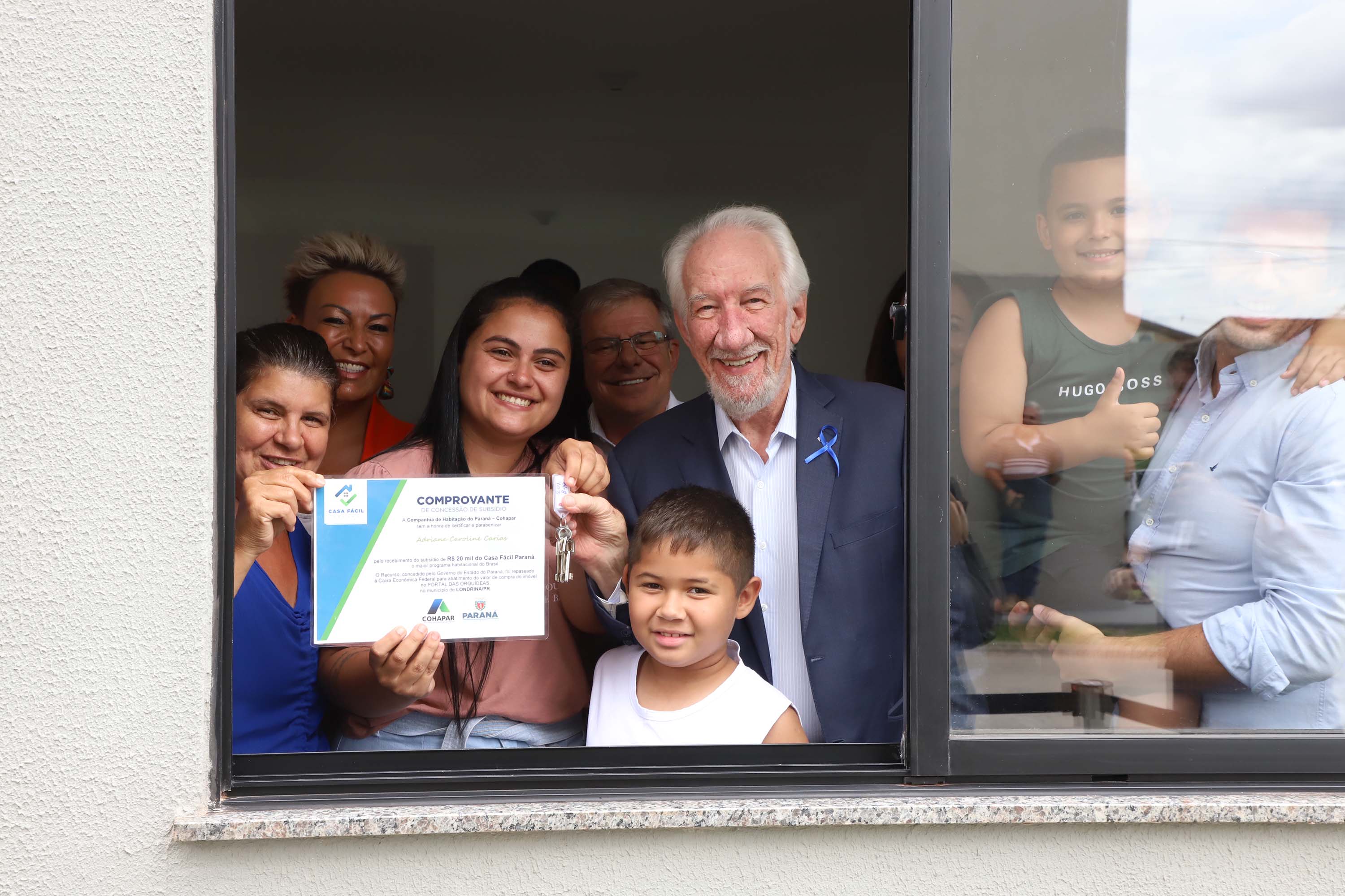 Programa Casa Fácil: vice-governador entrega residencial com 240 unidades em Londrina