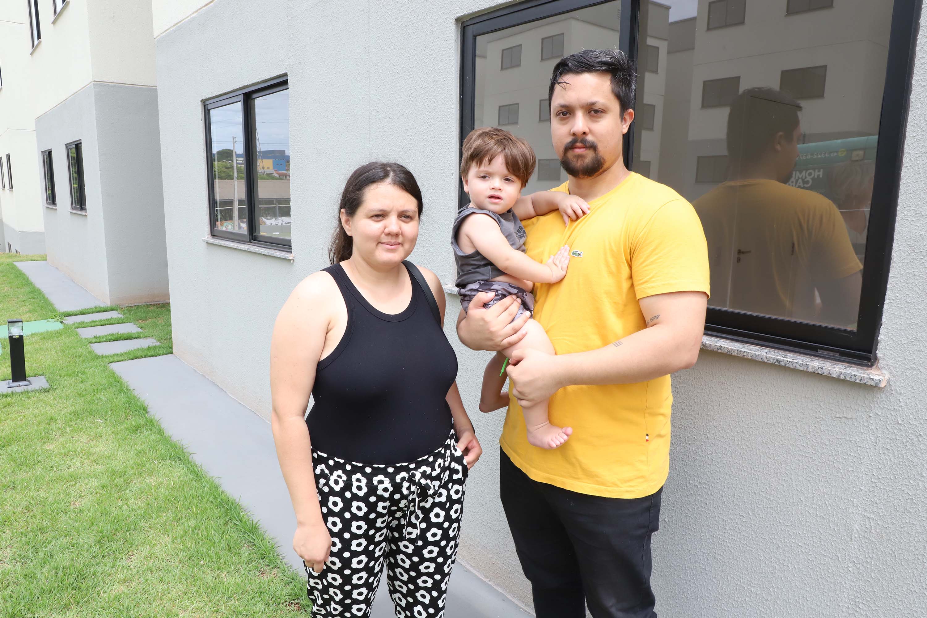 Programa Casa Fácil: vice-governador entrega residencial com 240 unidades em Londrina