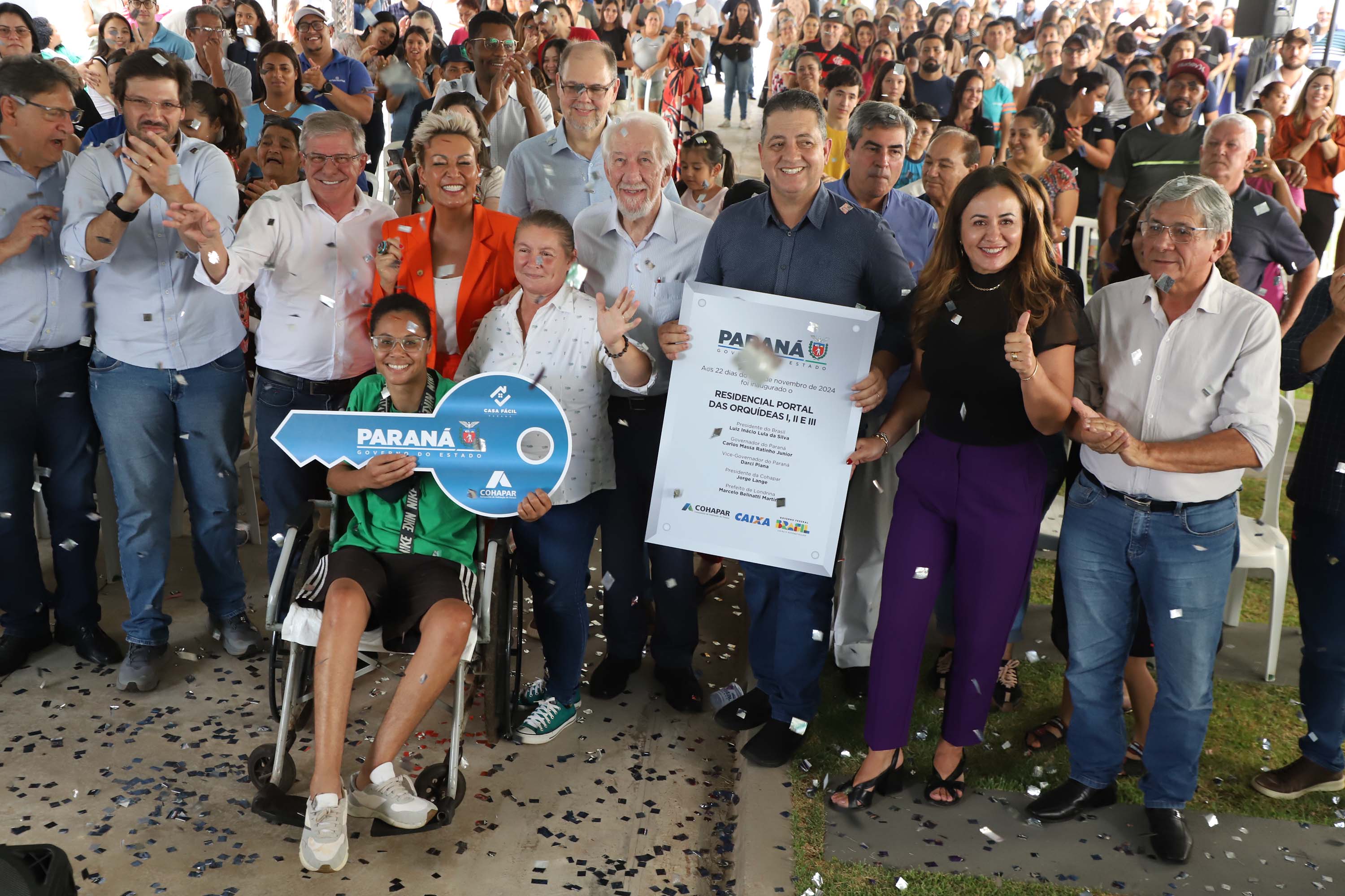 Programa Casa Fácil: vice-governador entrega residencial com 240 unidades em Londrina