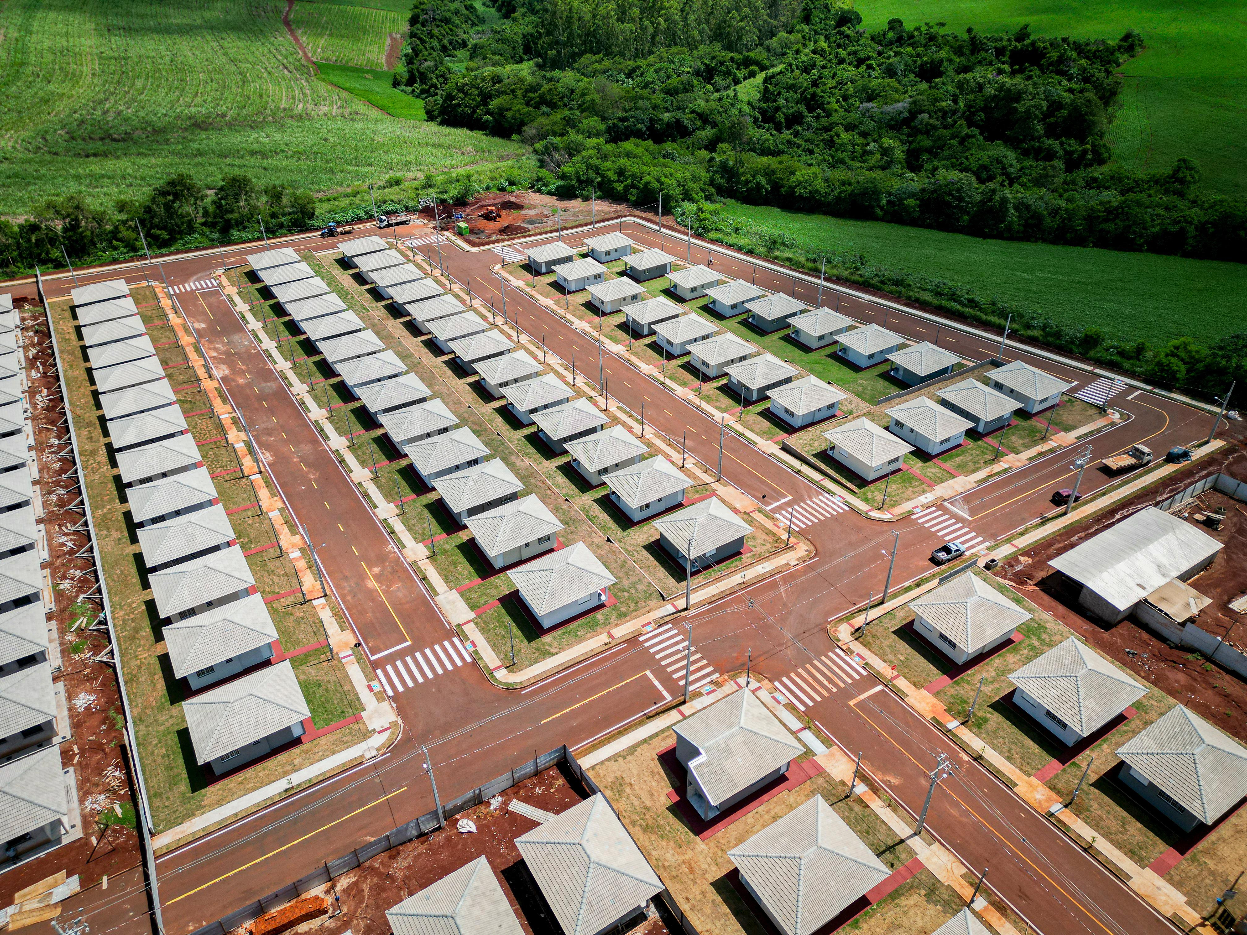 Em Jussara e Santa Cruz do Monte Castelo, 89 famílias comemoraram as festas de fim de ano em suas moradias próprias