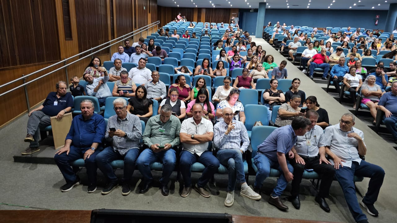 Aporte de R$ 1,1 milhão em recursos estaduais garante entrega de residencial com 84 moradias em Toledo