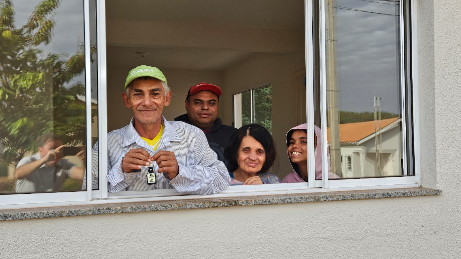 Com aporte estadual de R$ 1,2 bilhão, Casa Fácil ultrapassa 100 mil famílias impactadas