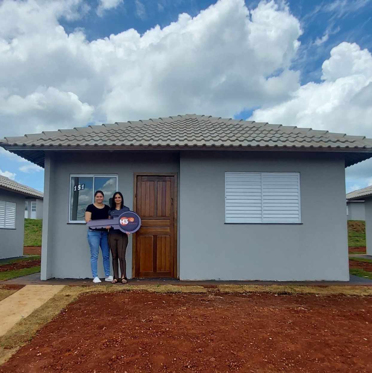 Em Jussara e Santa Cruz do Monte Castelo, 89 famílias comemoraram as festas de fim de ano em suas moradias próprias