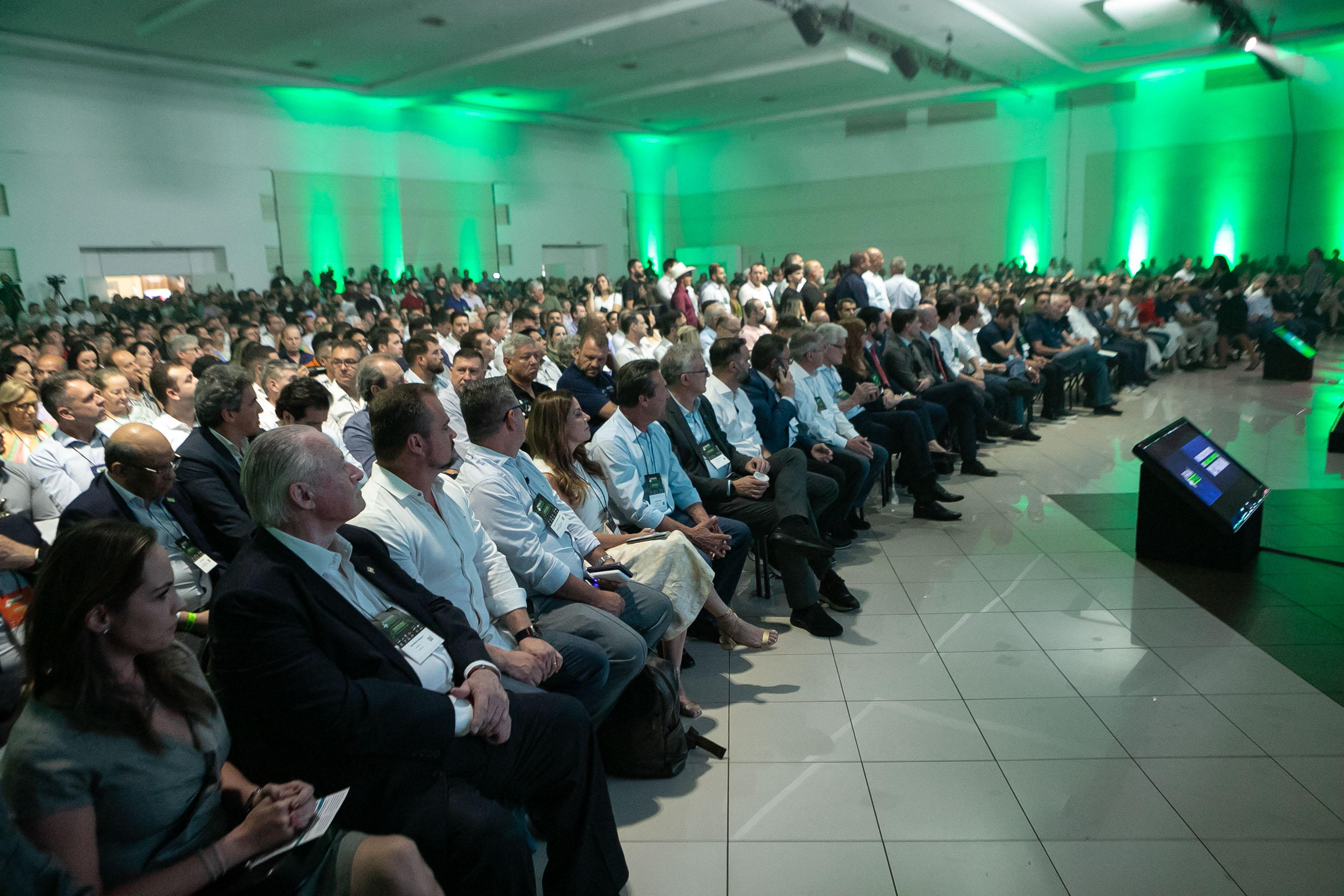 Governador destaca parceria com municípios na abertura do Paraná Mais Cidades