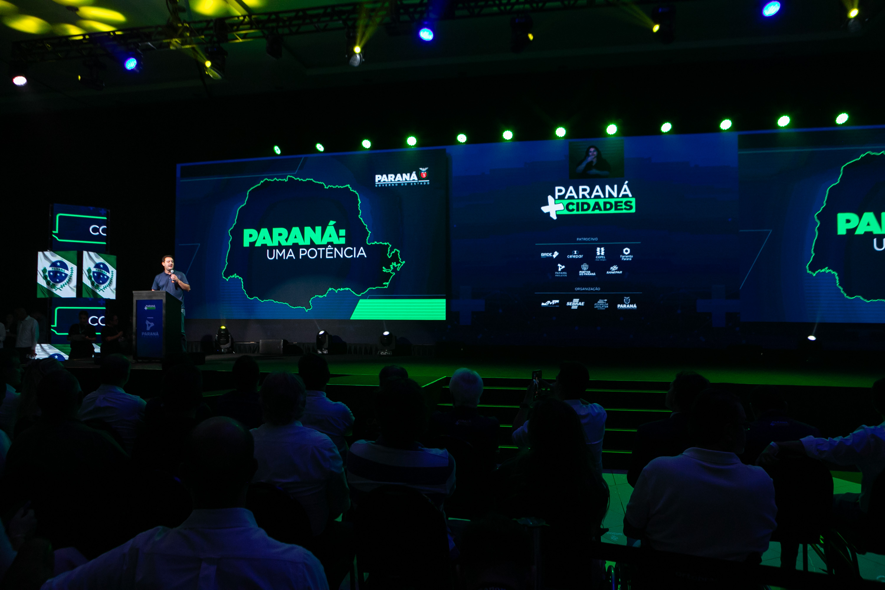 Governador destaca parceria com municípios na abertura do Paraná Mais Cidades