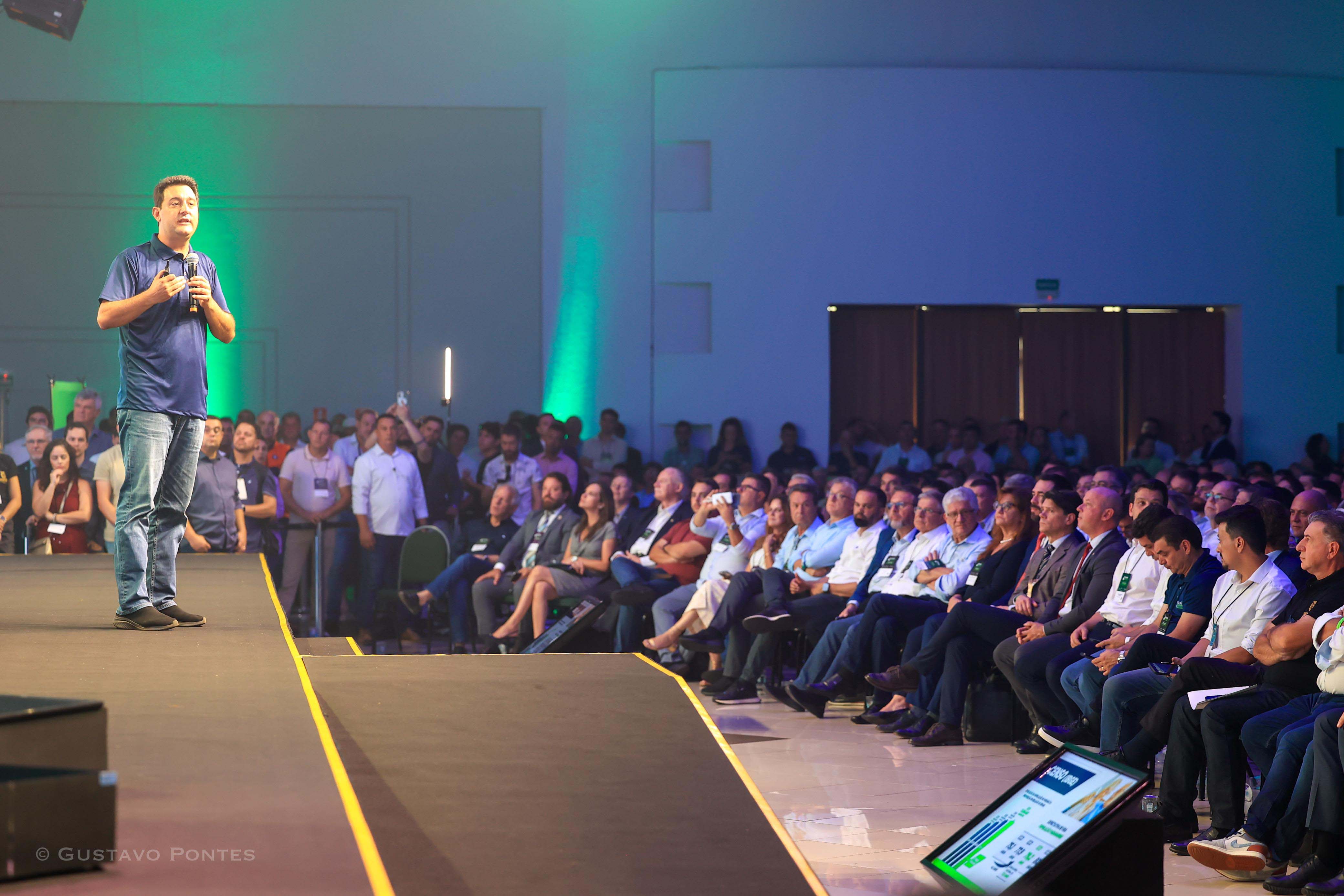 Governador destaca parceria com municípios na abertura do Paraná Mais Cidades