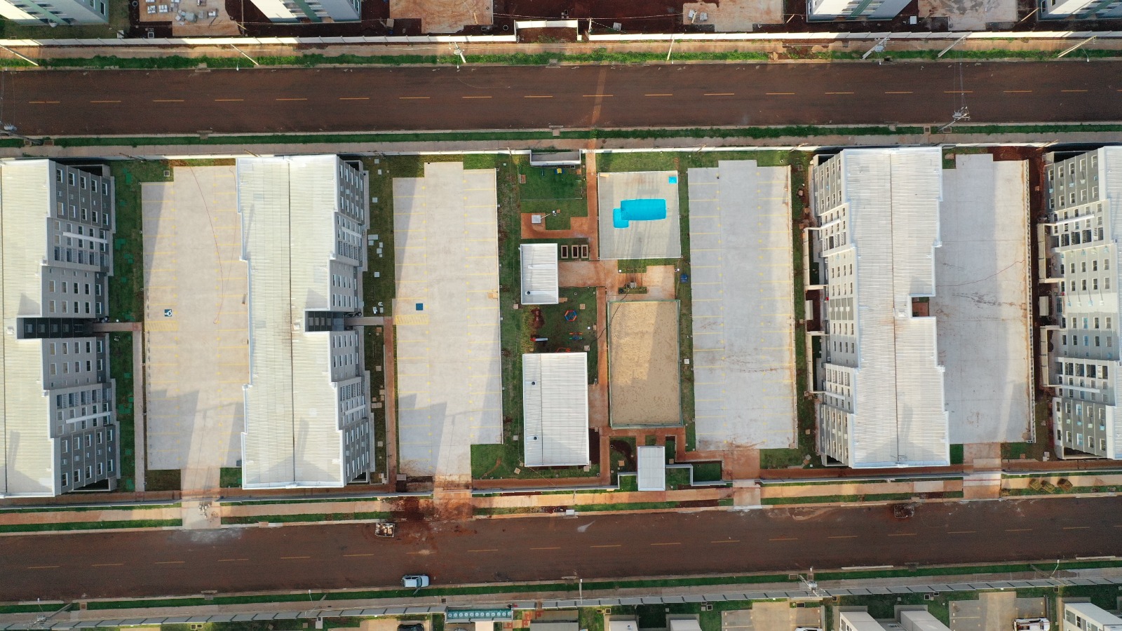 Com mais de R$ 2,4 milhões em recursos estaduais, residencial beneficia 200 famílias em Cascavel