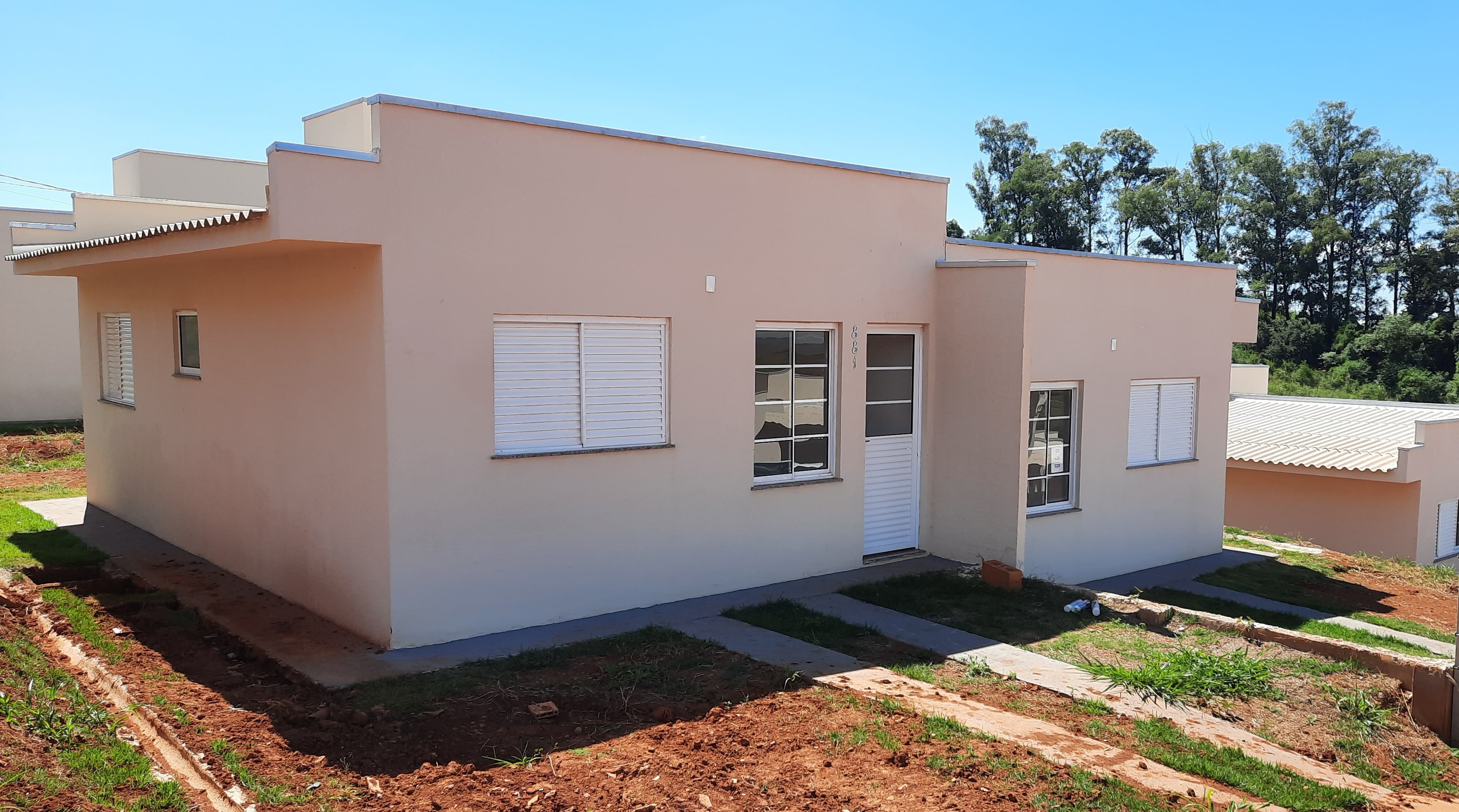 Cohapar entrega residencial com 80 casas em Joaquim Távora