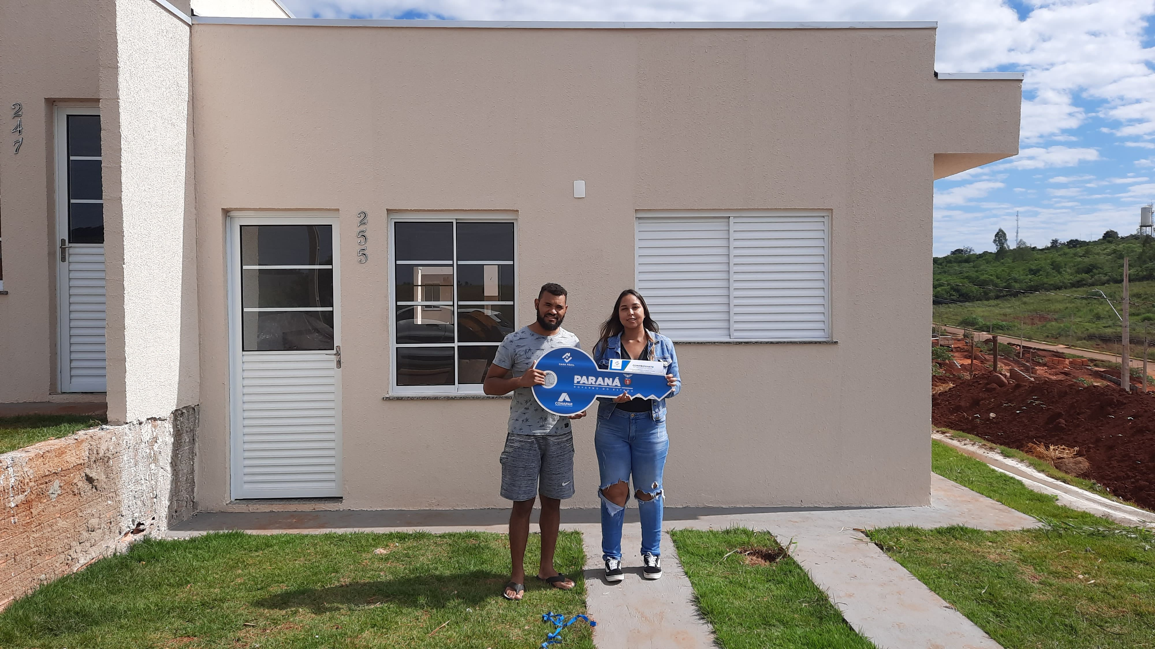 Cohapar entrega residencial com 80 casas em Joaquim Távora