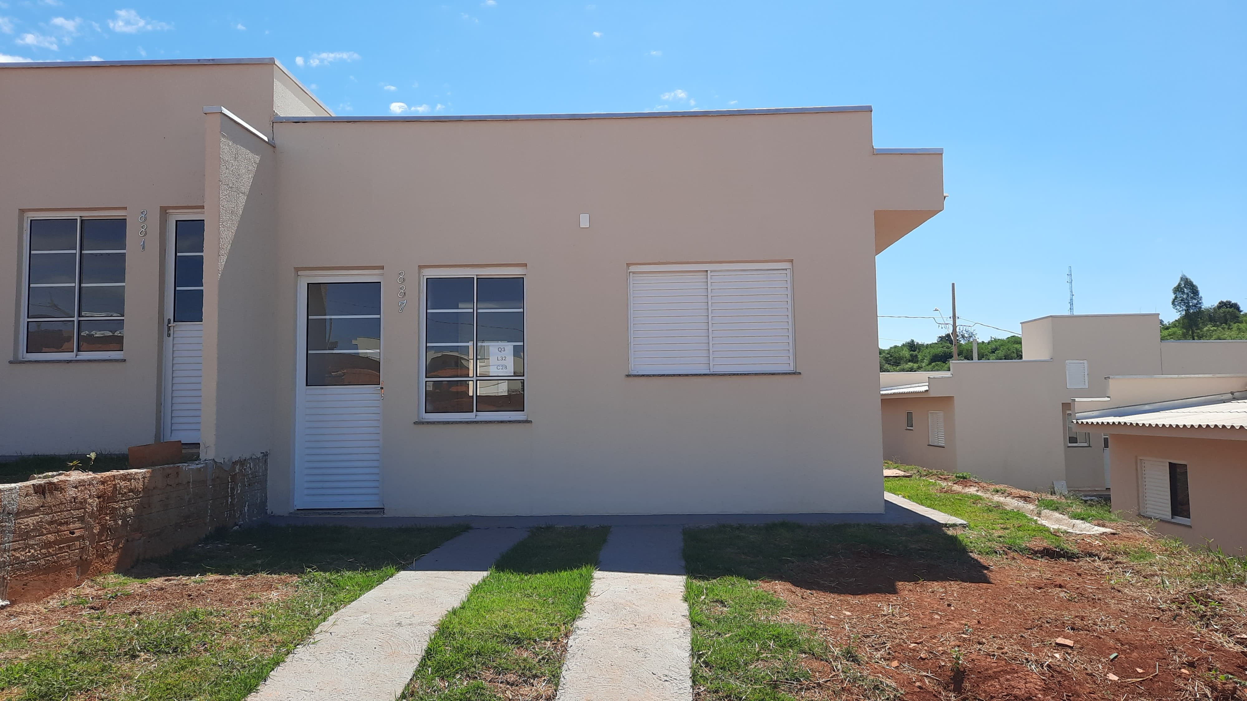 Cohapar entrega residencial com 80 casas em Joaquim Távora