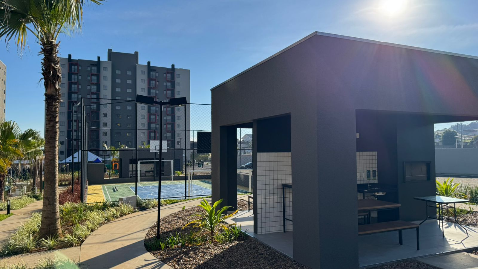 Sonho realizado: governador entrega residencial com 528 apartamentos em Guarapuava