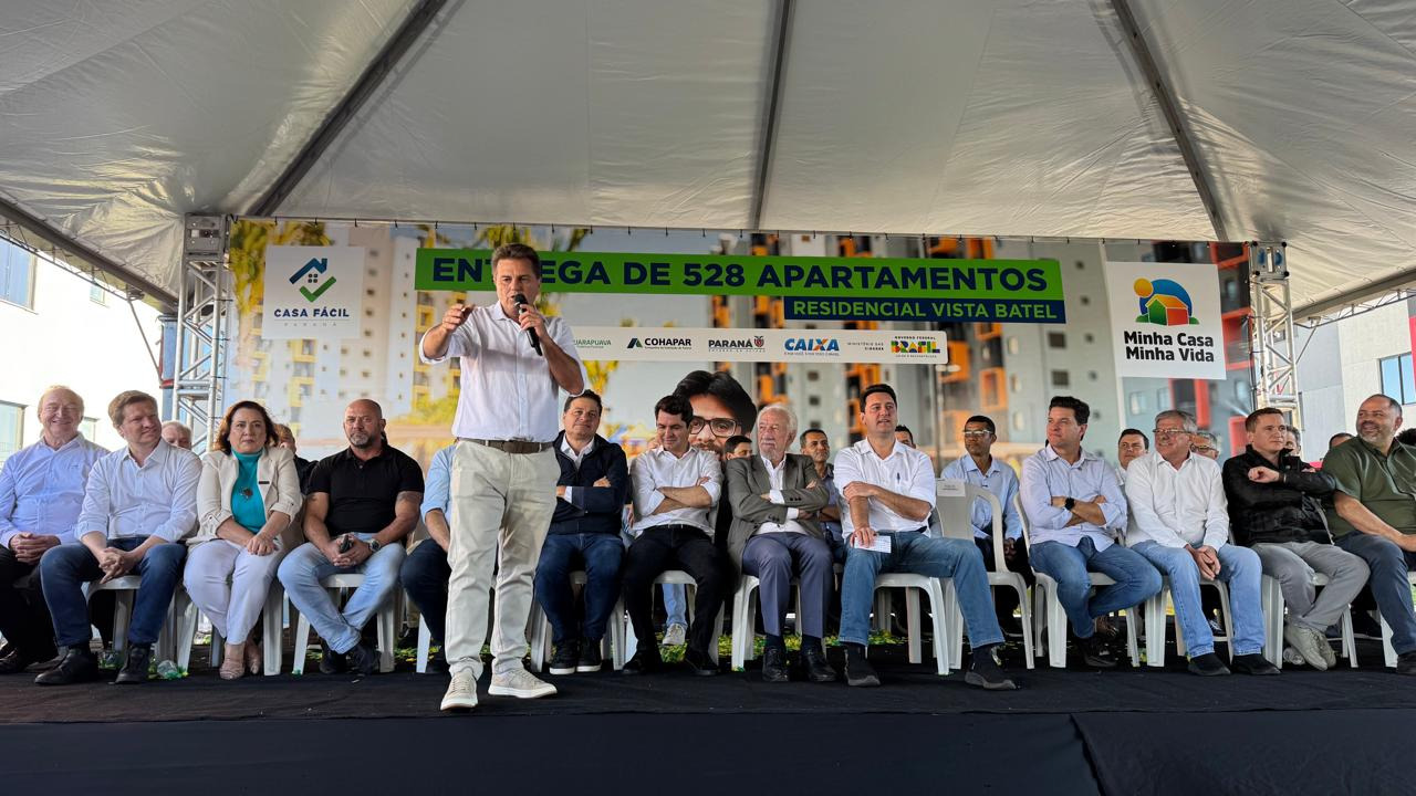 Sonho realizado: governador entrega residencial com 528 apartamentos em Guarapuava