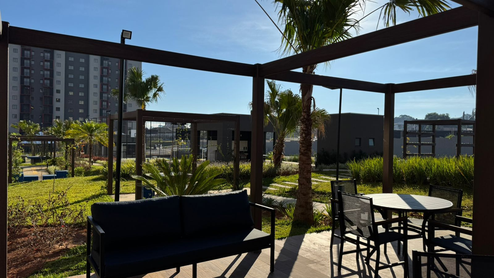 Sonho realizado: governador entrega residencial com 528 apartamentos em Guarapuava