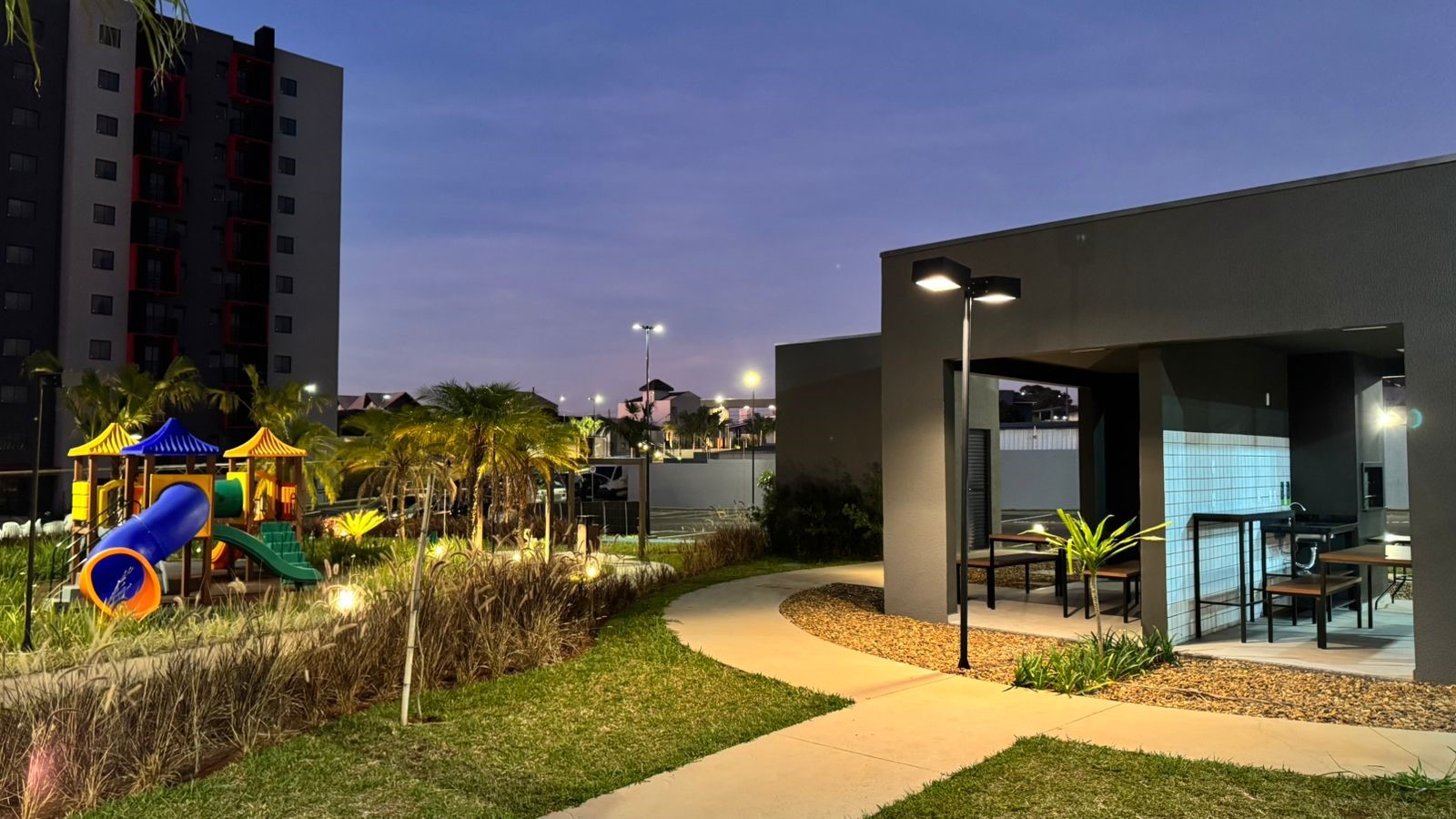 Sonho realizado: governador entrega residencial com 528 apartamentos em Guarapuava