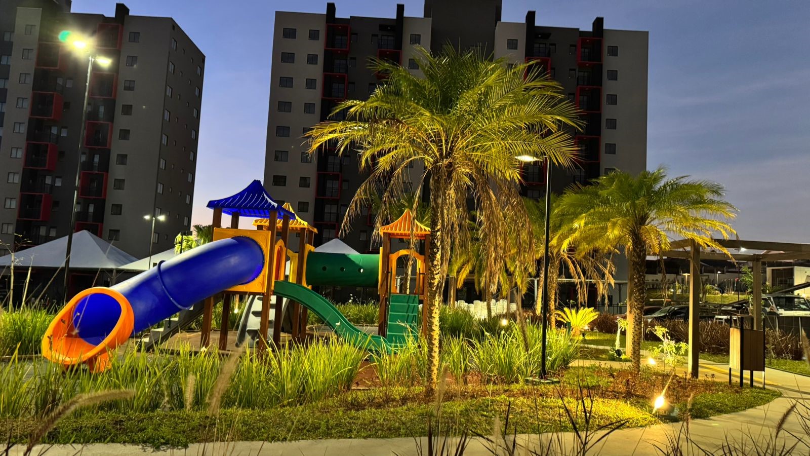 Sonho realizado: governador entrega residencial com 528 apartamentos em Guarapuava