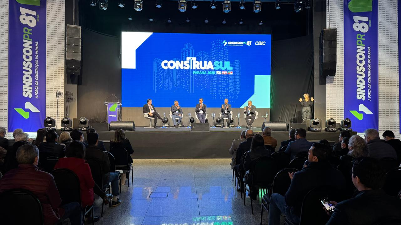 Presidente da Cohapar participa de painel sobre Habitação de Interesse Social no Construa Sul