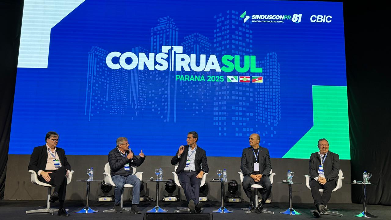 Presidente da Cohapar participa de painel sobre Habitação de Interesse Social no Construa Sul