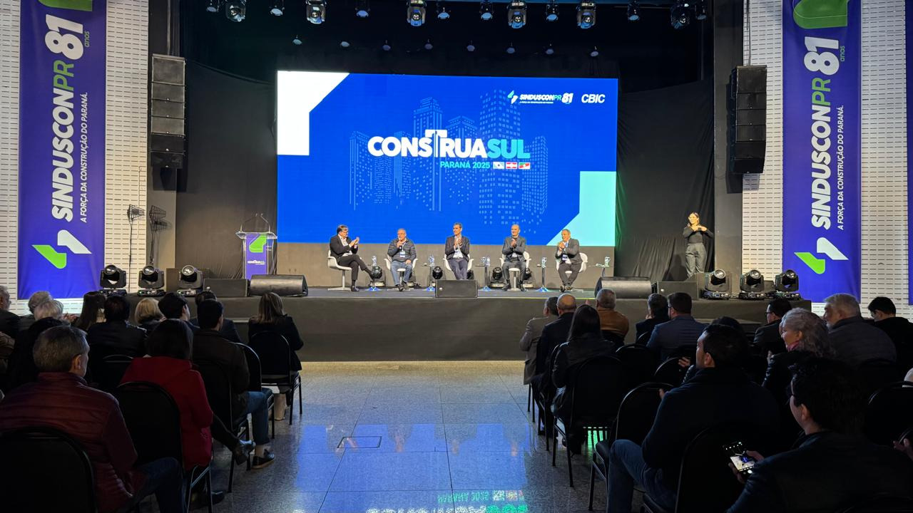 Presidente da Cohapar participa de painel sobre Habitação de Interesse Social no Construa Sul