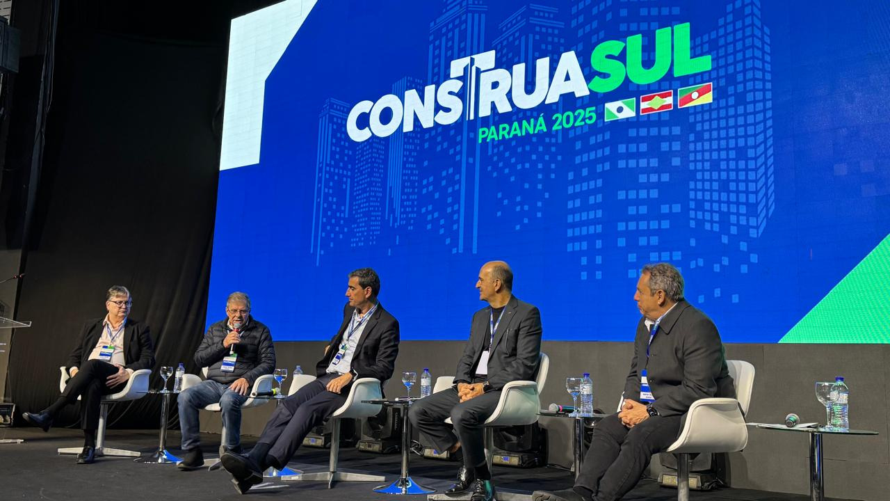 Presidente da Cohapar participa de painel sobre Habitação de Interesse Social no Construa Sul
