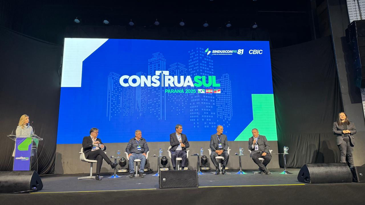 Presidente da Cohapar participa de painel sobre Habitação de Interesse Social no Construa Sul
