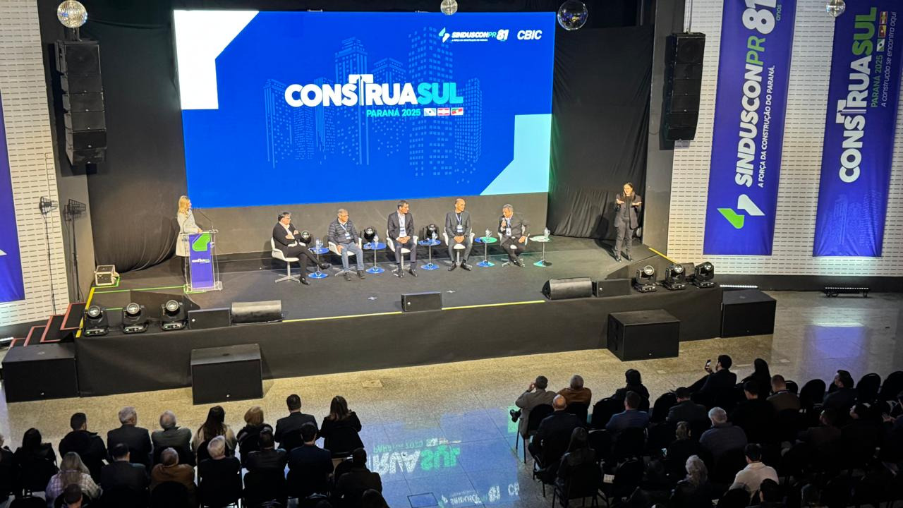 Presidente da Cohapar participa de painel sobre Habitação de Interesse Social no Construa Sul