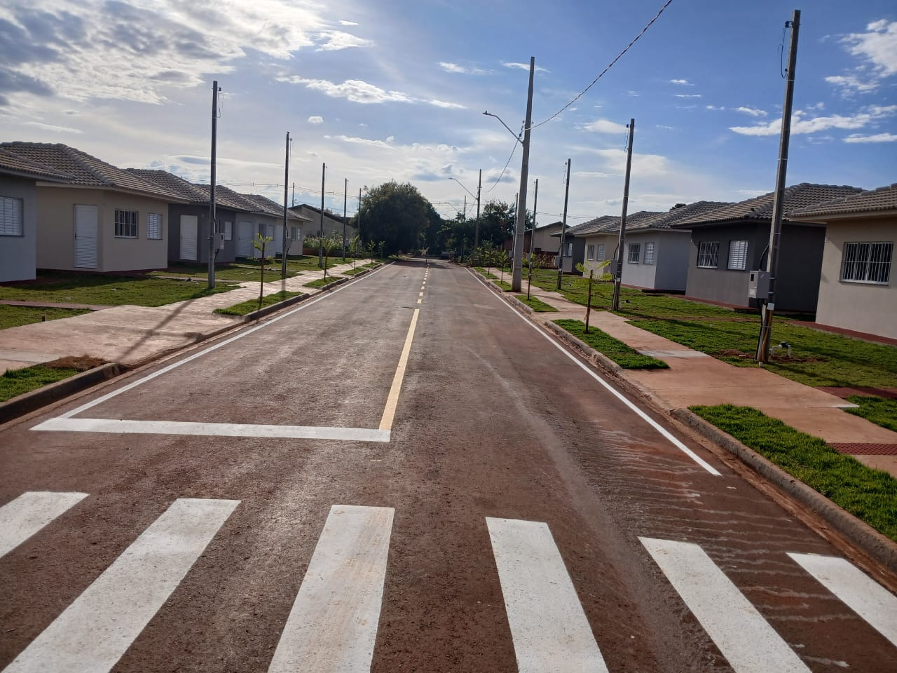 Em São Tomé e São Manoel do Paraná, 49 famílias conquistam a casa própria com apoio do Estado