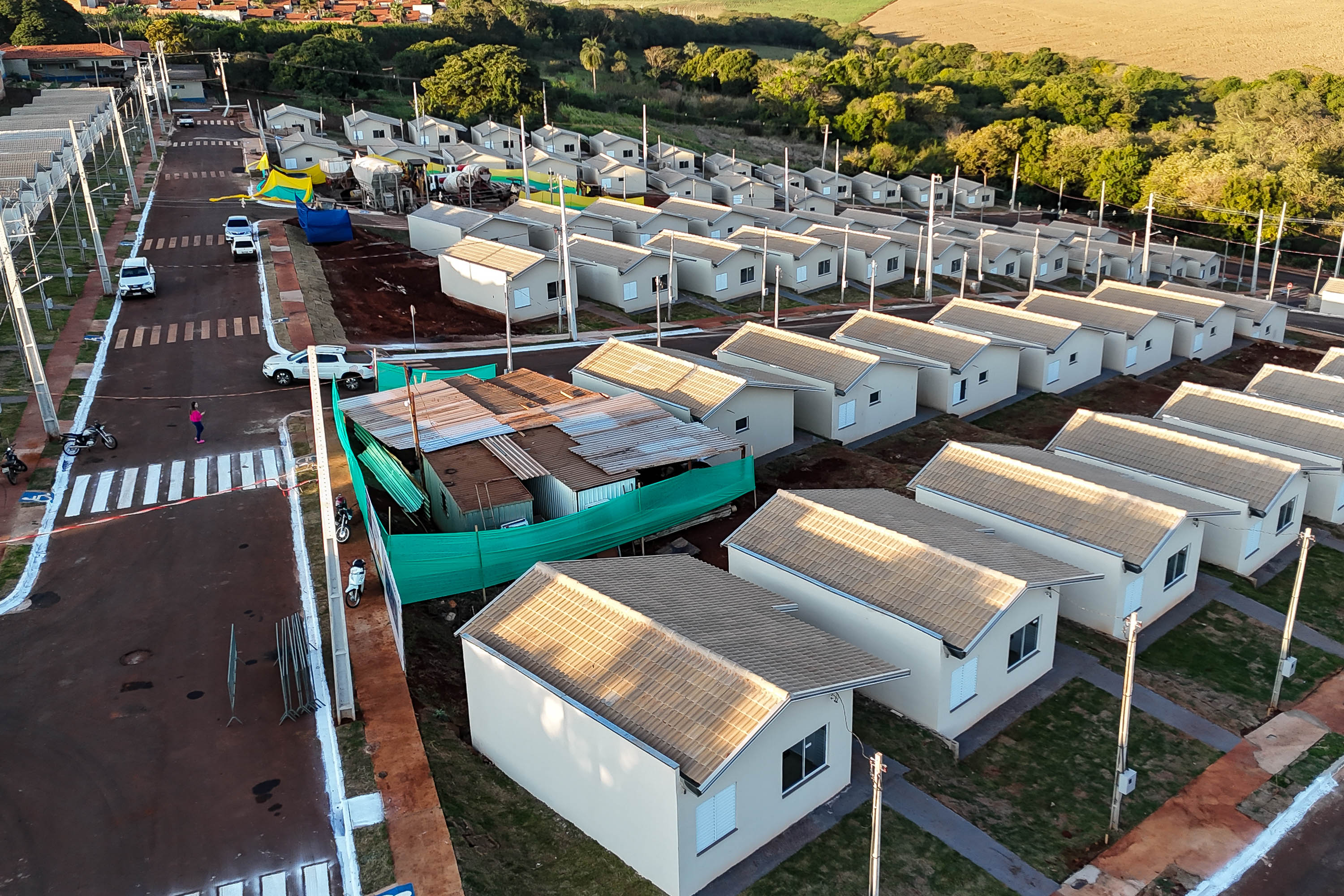 Com ajuda do Estado, 134 famílias de Andirá conquistam a casa própria