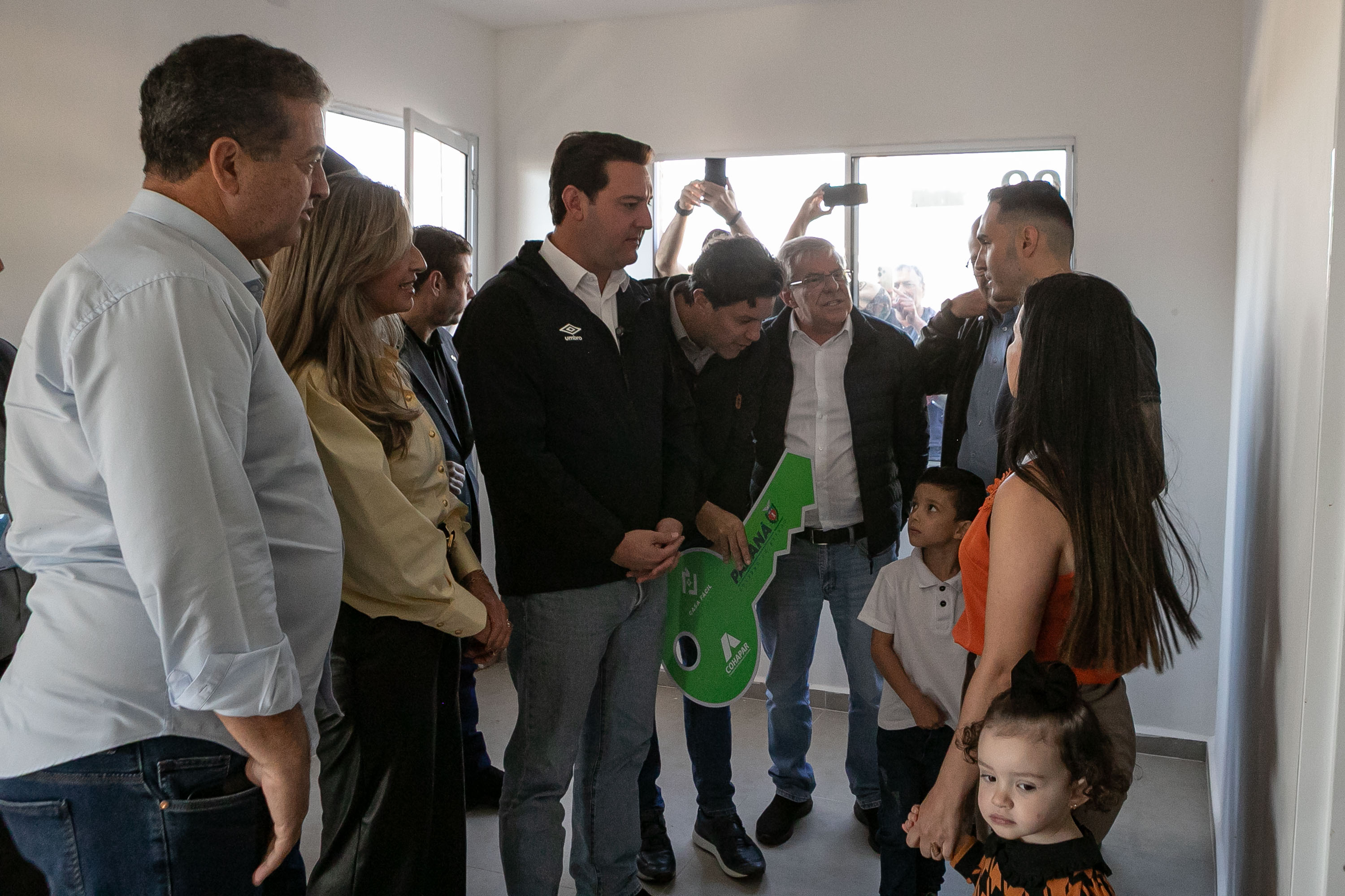 Com ajuda do Estado, 134 famílias de Andirá conquistam a casa própria