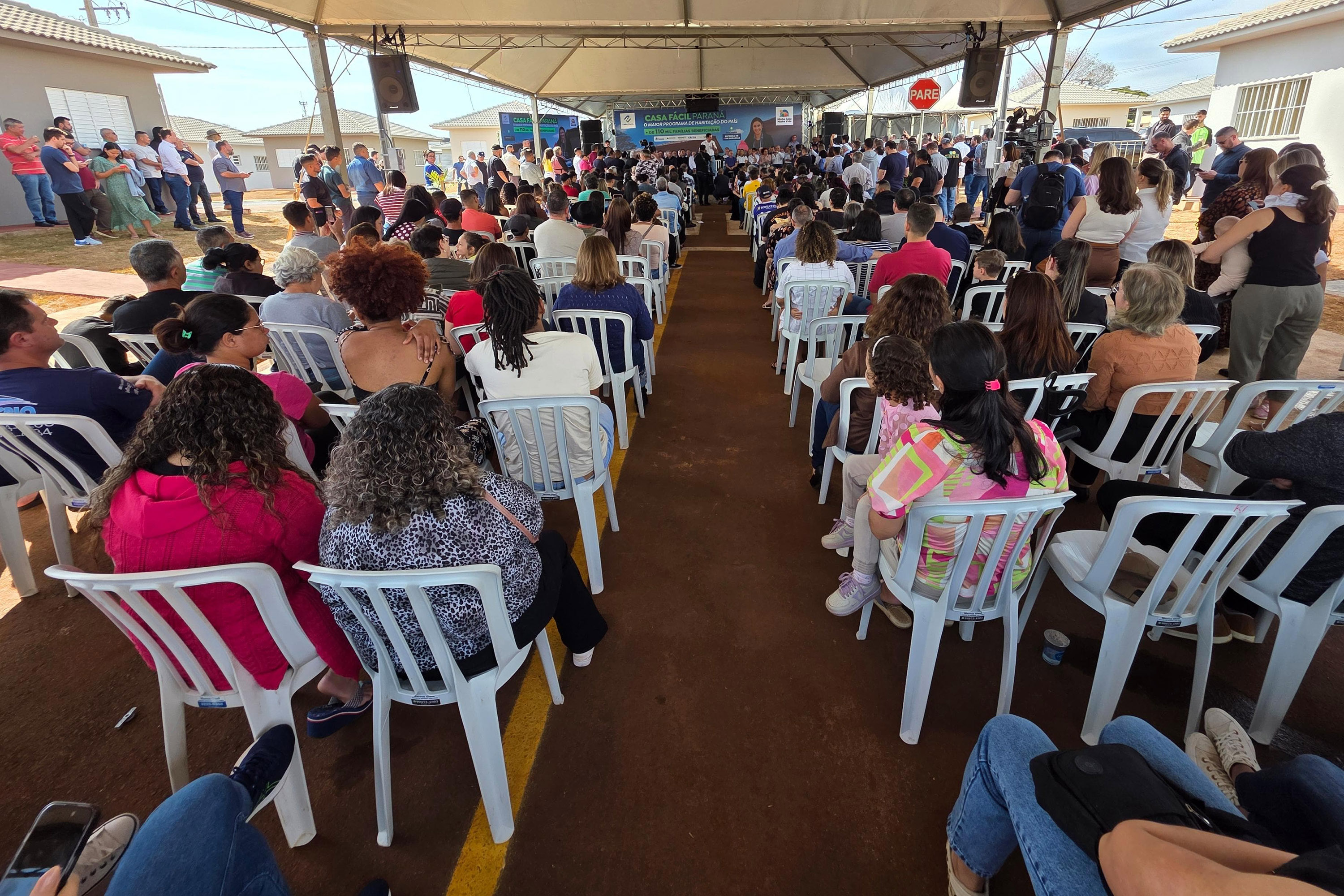 Casa Fácil: governador entrega residencial com 84 moradias em Paiçandu