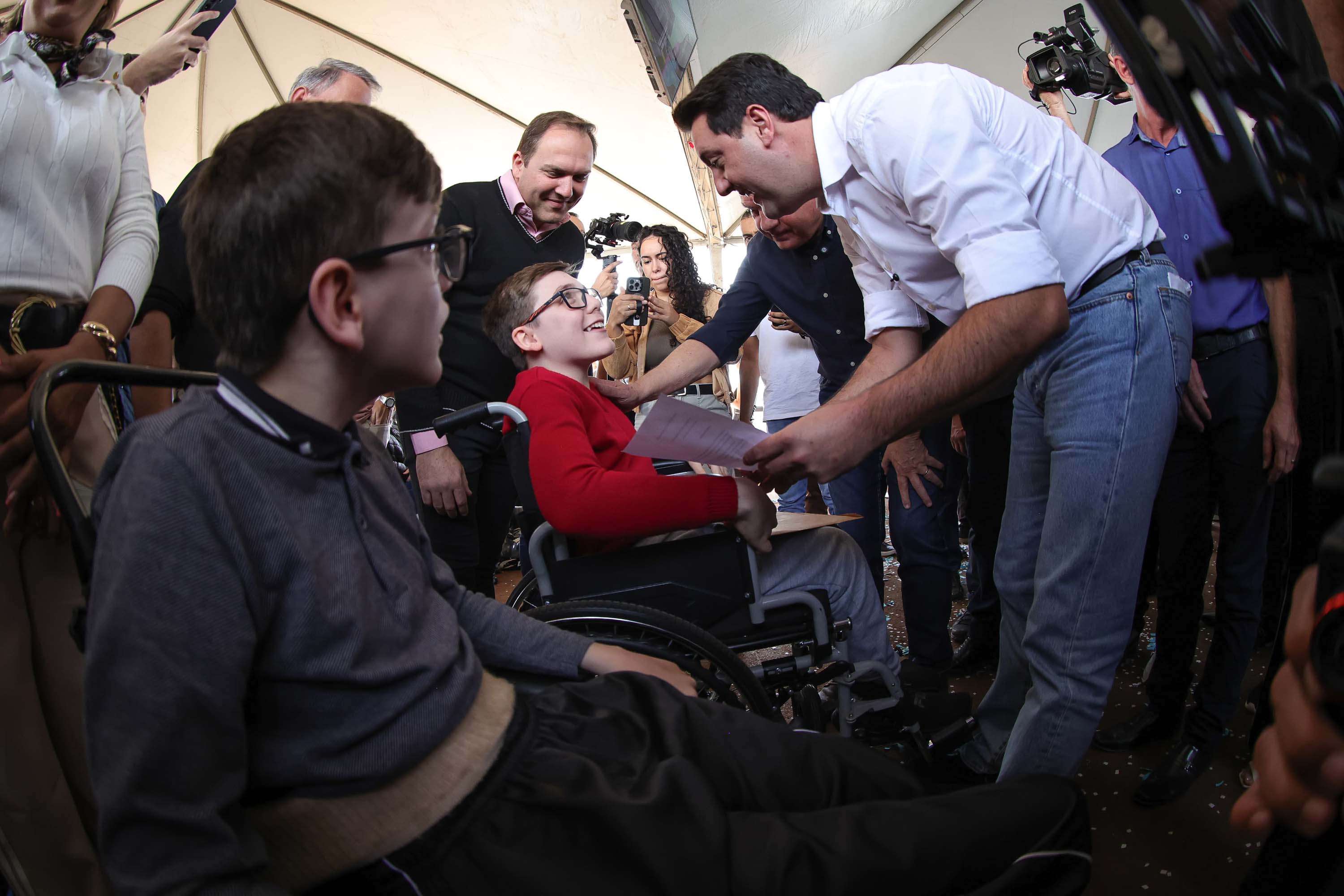 Casa Fácil: governador entrega residencial com 84 moradias em Paiçandu