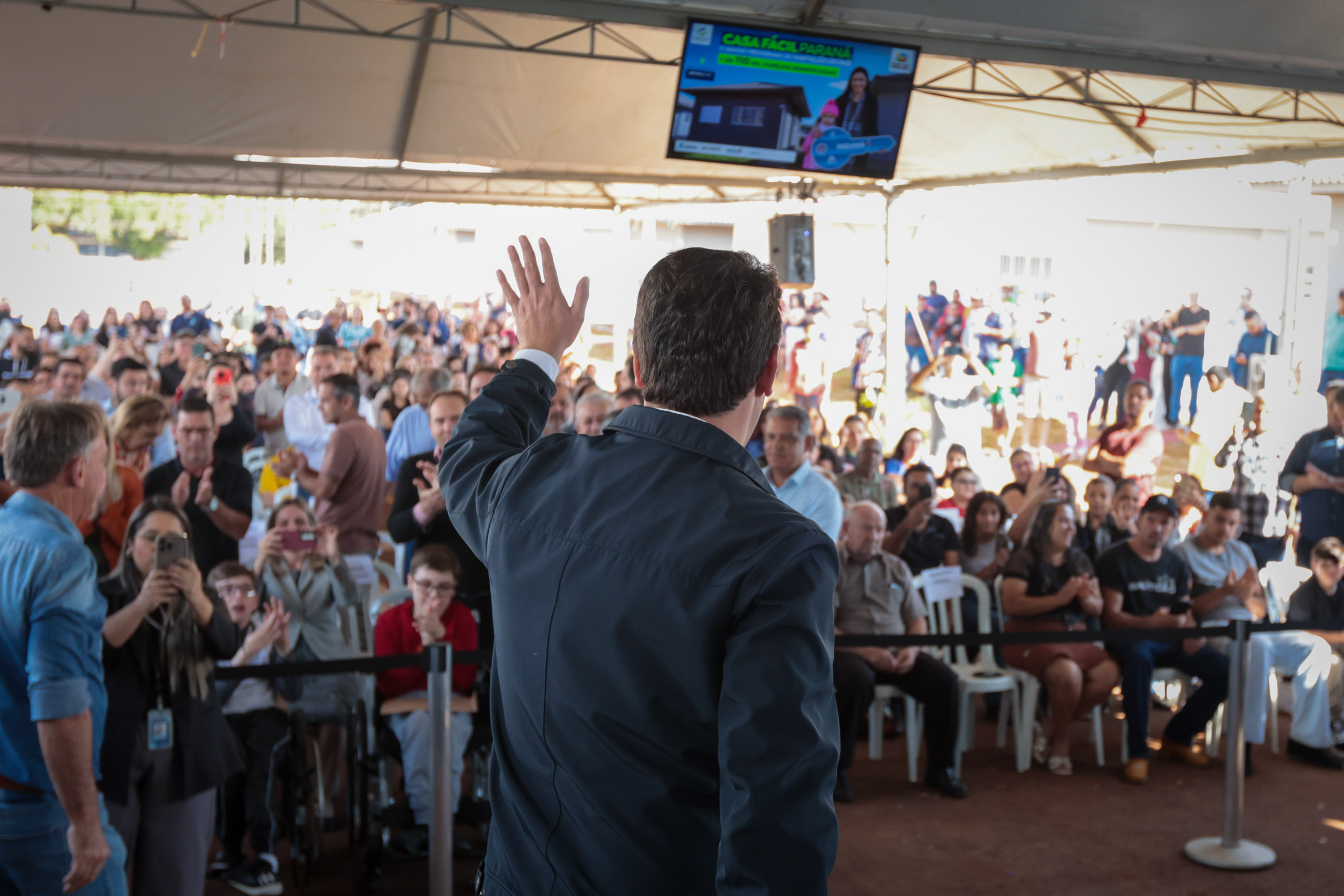 Casa Fácil: governador entrega residencial com 84 moradias em Paiçandu