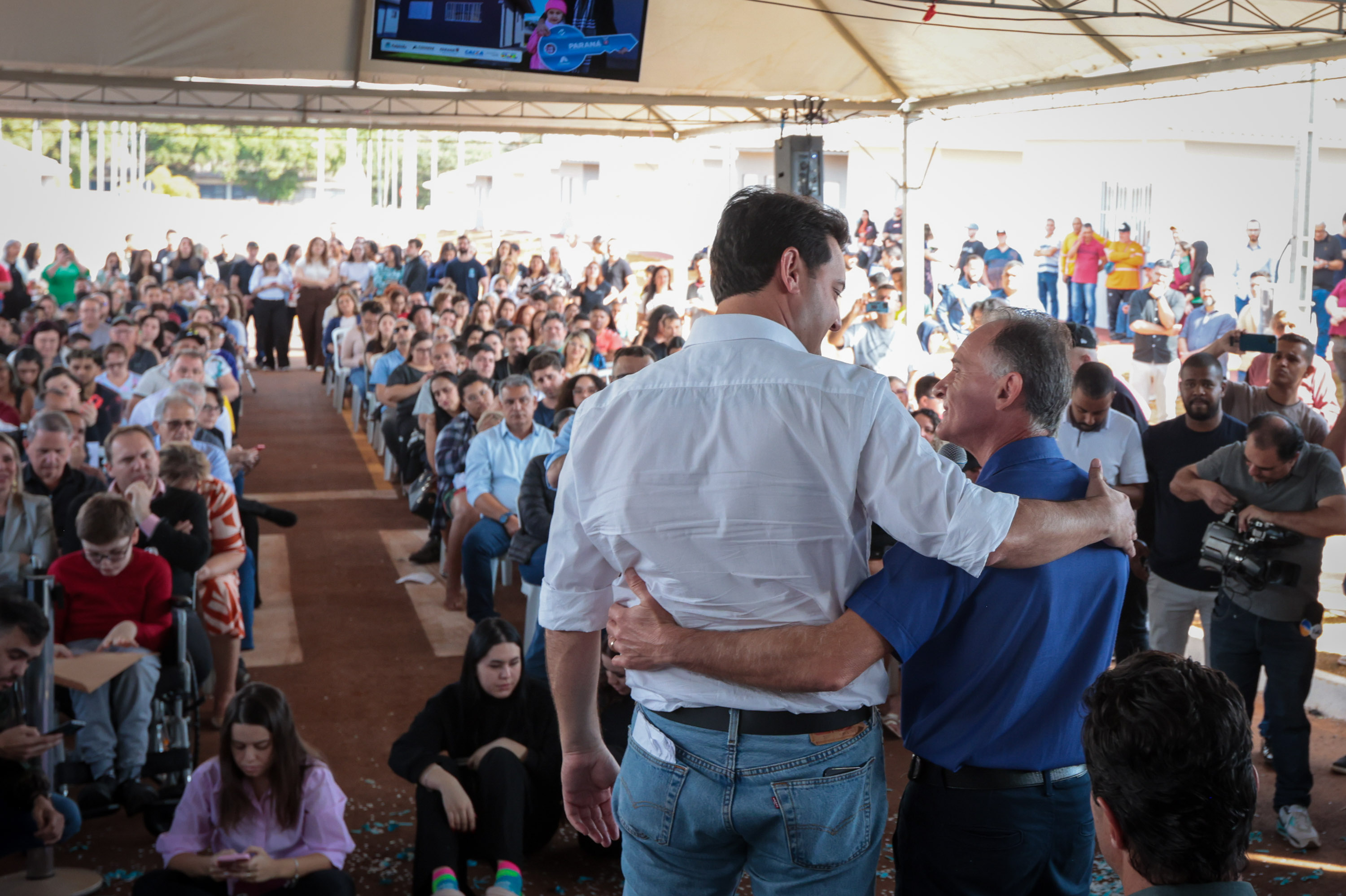 Casa Fácil: governador entrega residencial com 84 moradias em Paiçandu