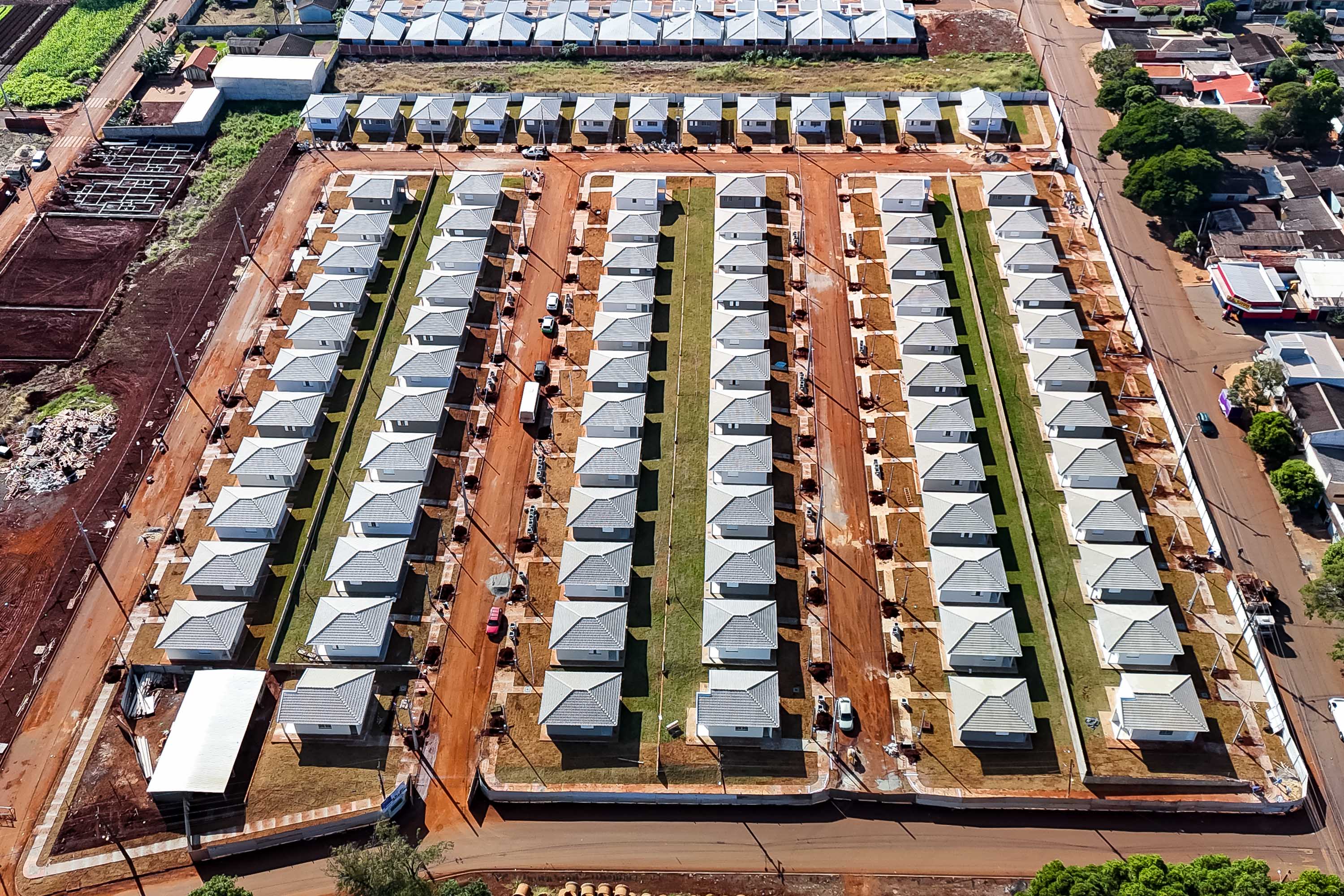 Casa Fácil: governador entrega residencial com 84 moradias em Paiçandu