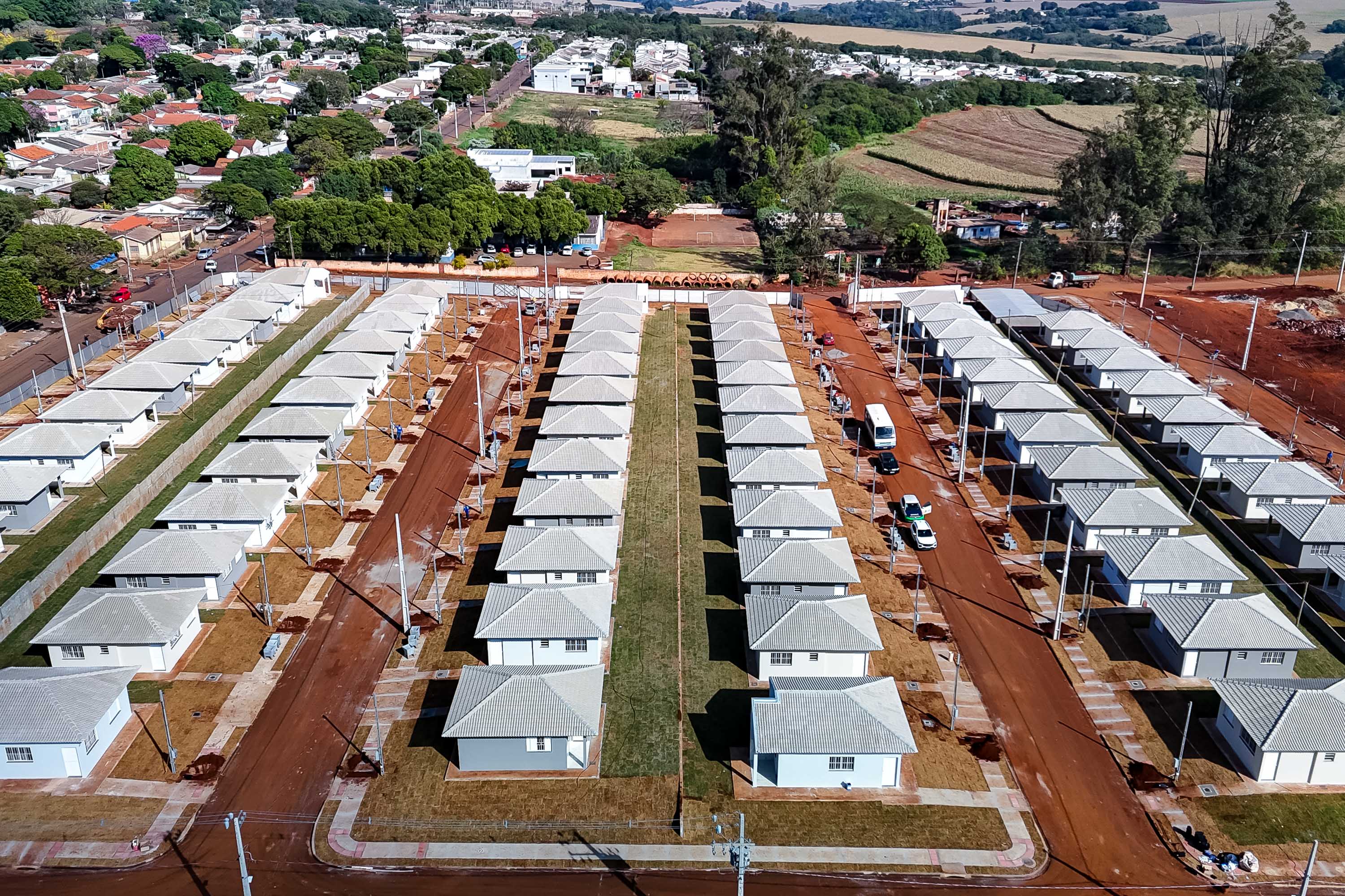 Casa Fácil: governador entrega residencial com 84 moradias em Paiçandu