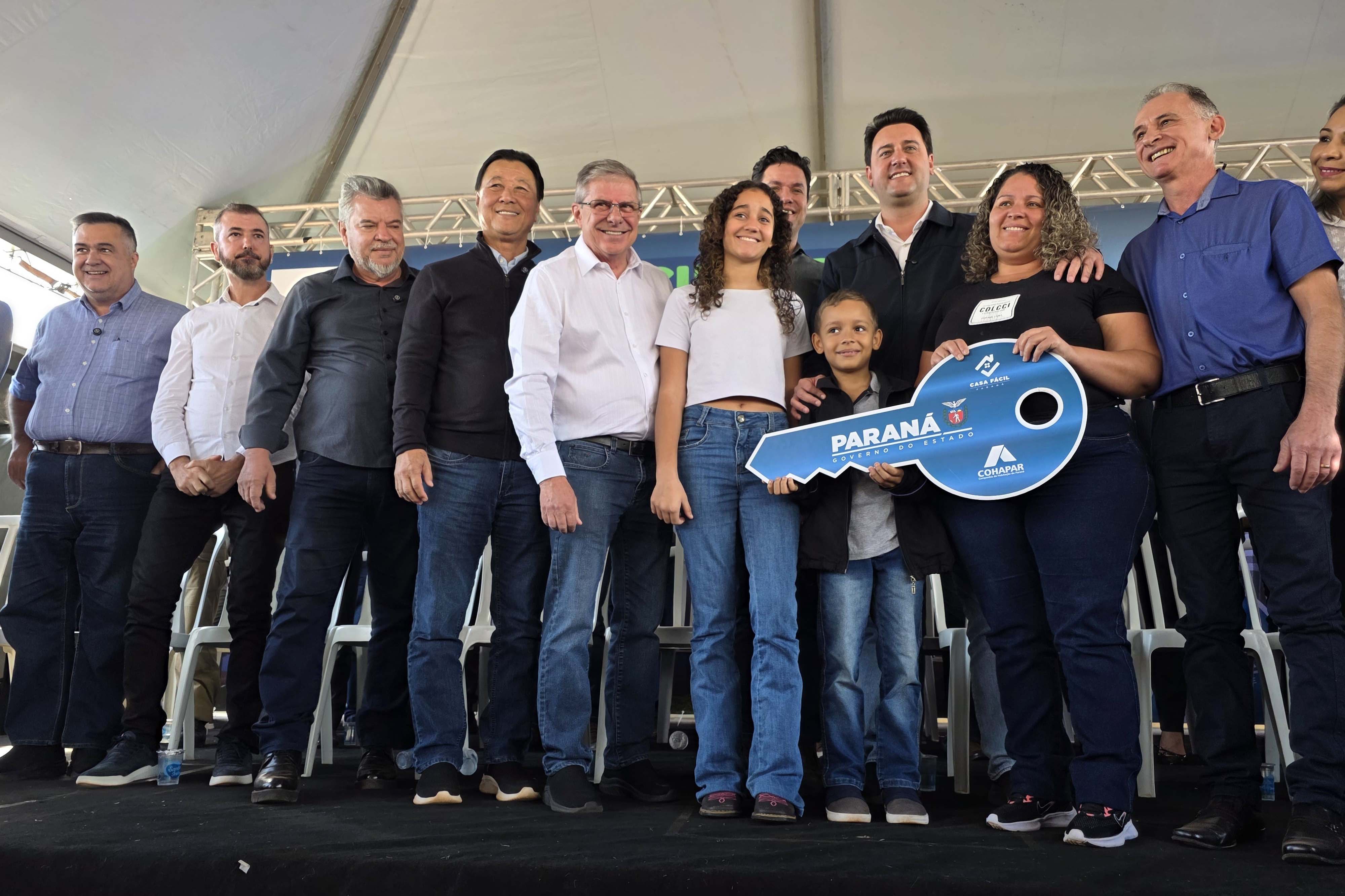 Casa Fácil: governador entrega residencial com 84 moradias em Paiçandu