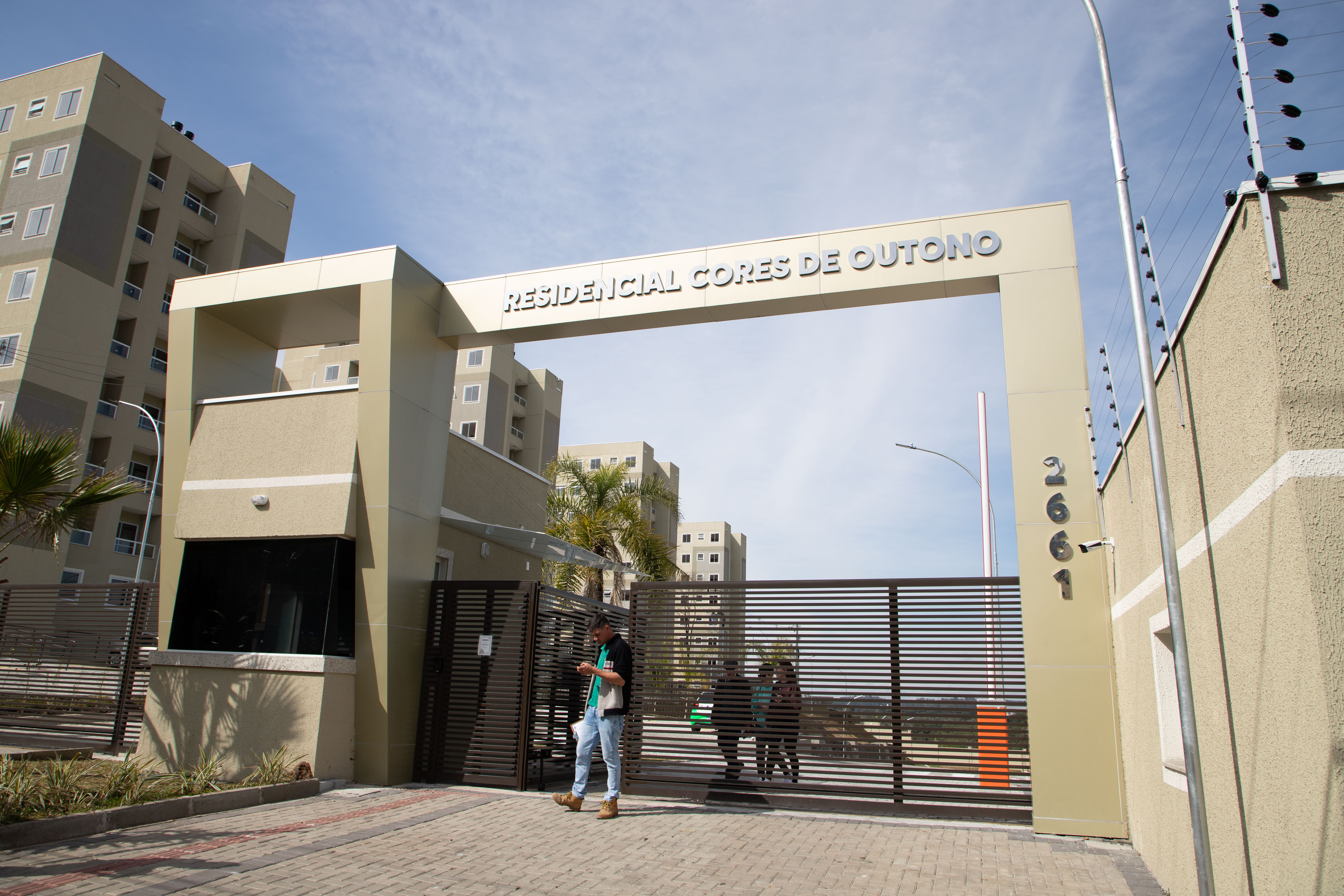 Entrega de dois módulos do Residencial Cores de Outono beneficia 256 famílias na capital