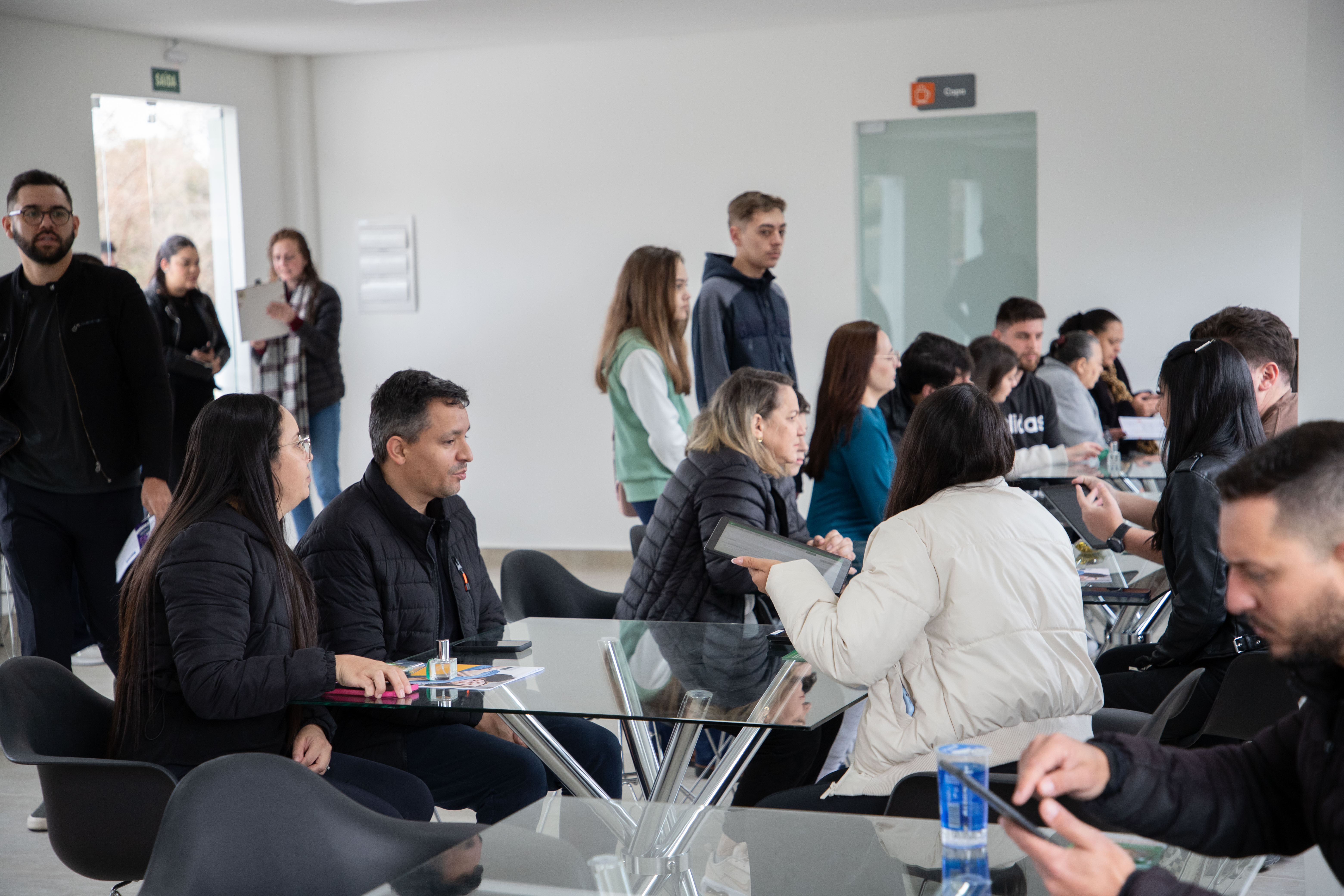 Entrega de dois módulos do Residencial Cores de Outono beneficia 256 famílias na capital