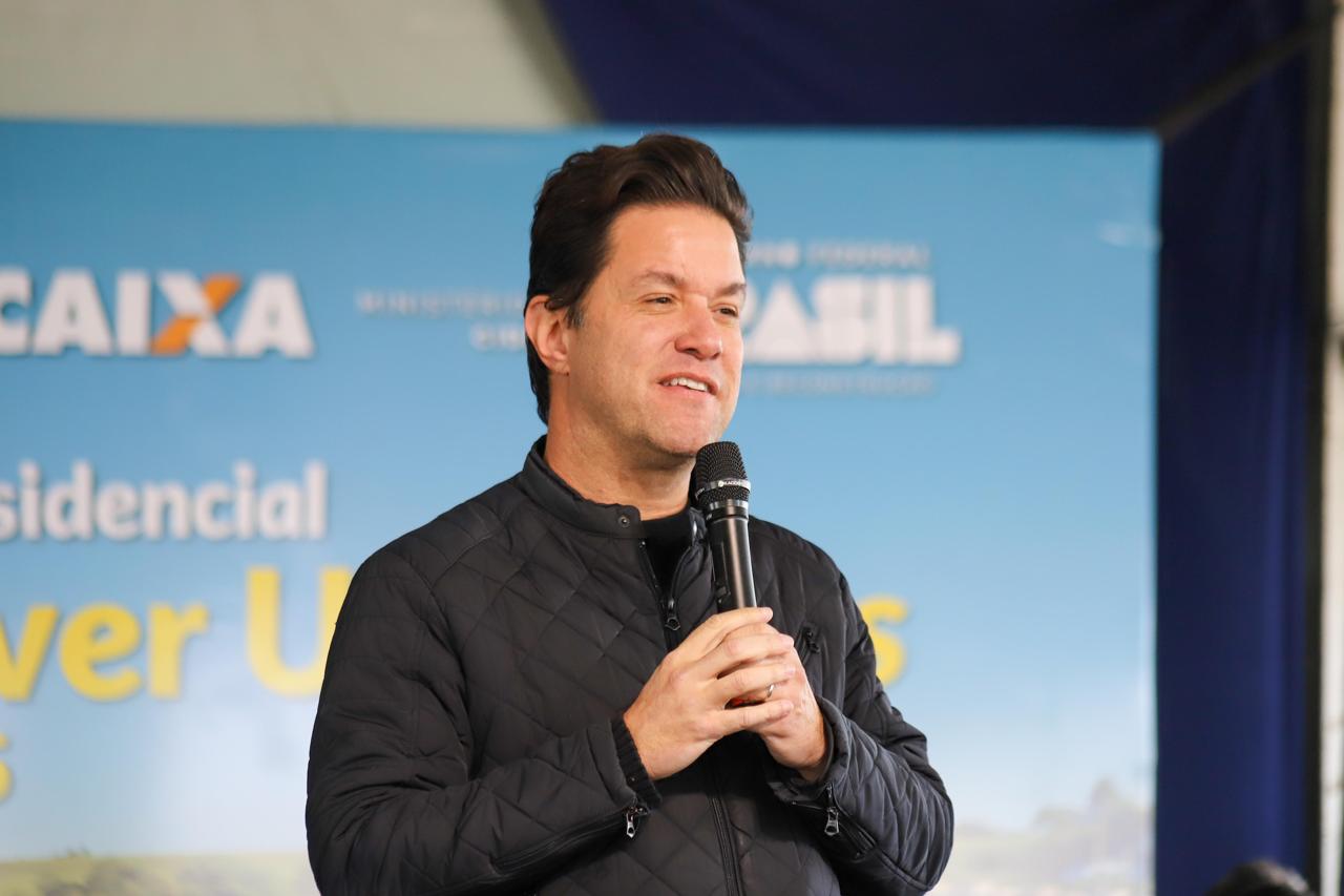 Erguido com apoio do Estado, bairro planejado de Ponta Grossa recebe 293 moradores