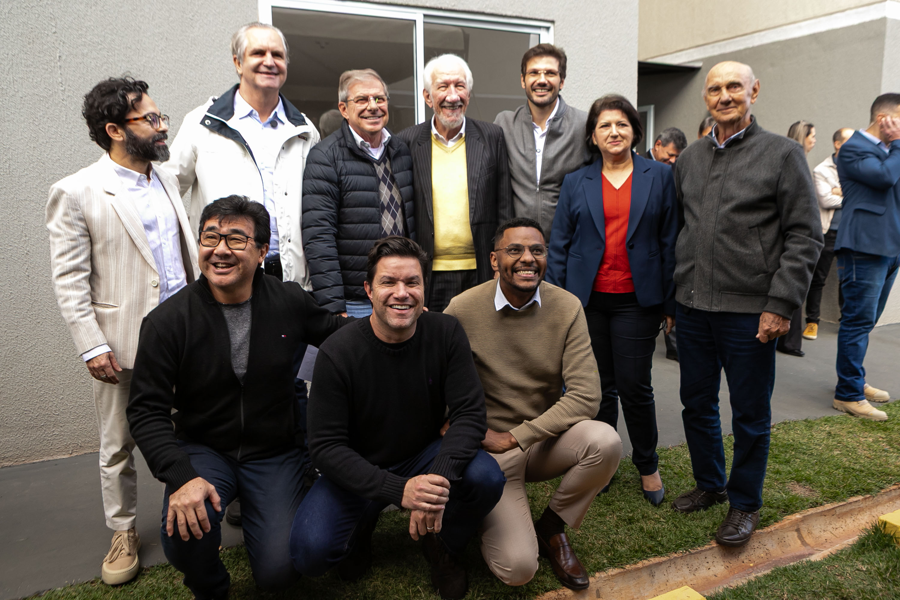 Estado entrega residencial com 128 apartamentos para atender famílias de Londrina