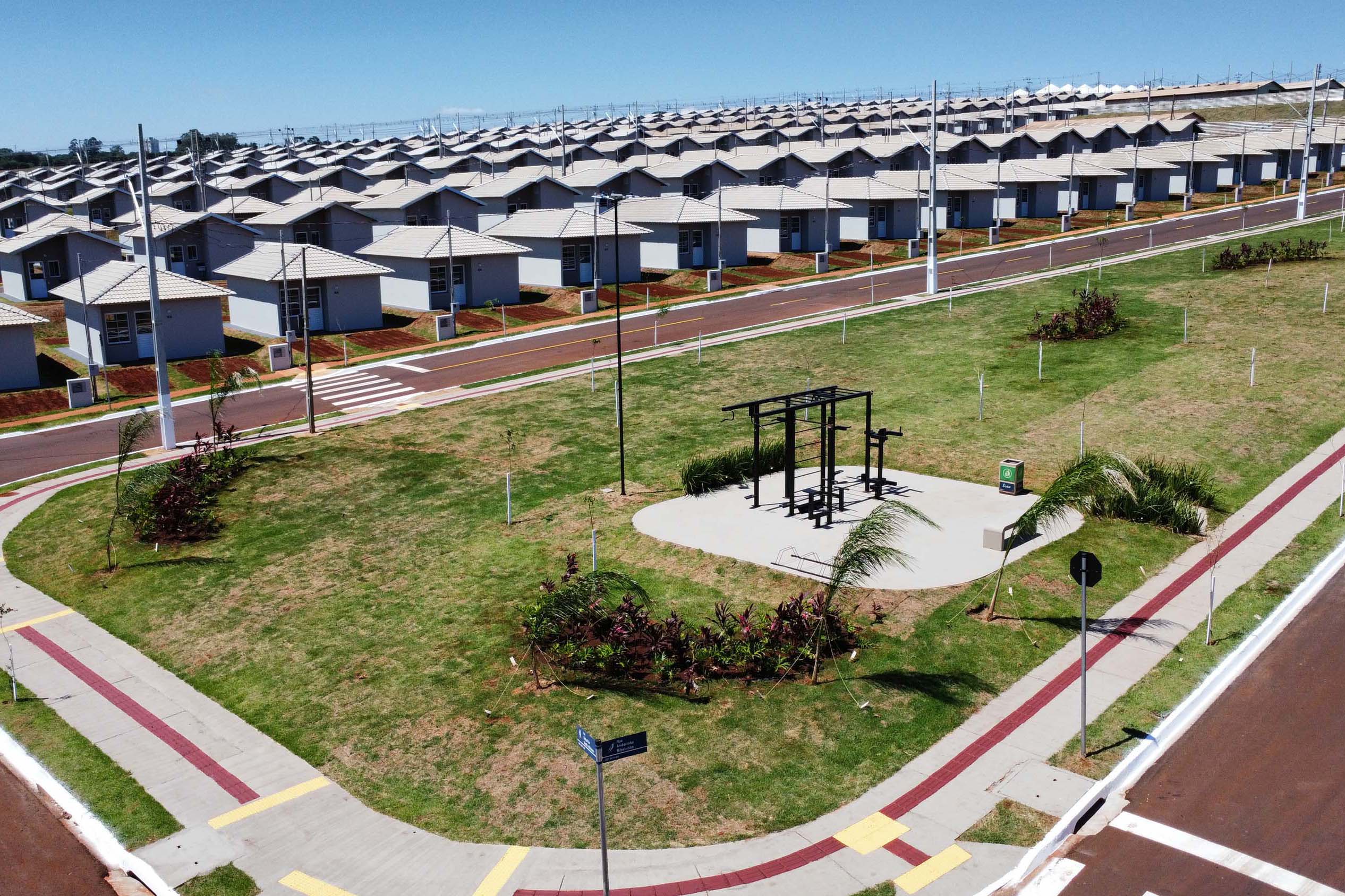 Cohapar se destaca entre as maiores empresas do Paraná e do Sul do país