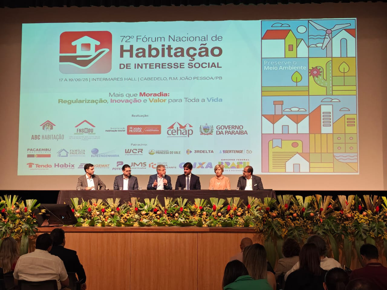 Paraná ganha reconhecimento nacional com programa inédito para idosos conquistarem a moradia própria