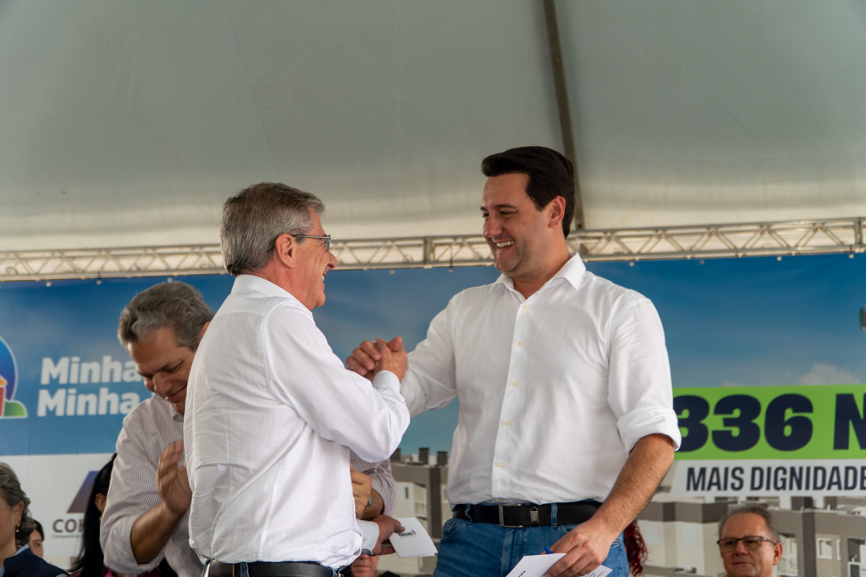 Com nova entrega, Casa Fácil Paraná já beneficiou 6,1 mil famílias de Maringá