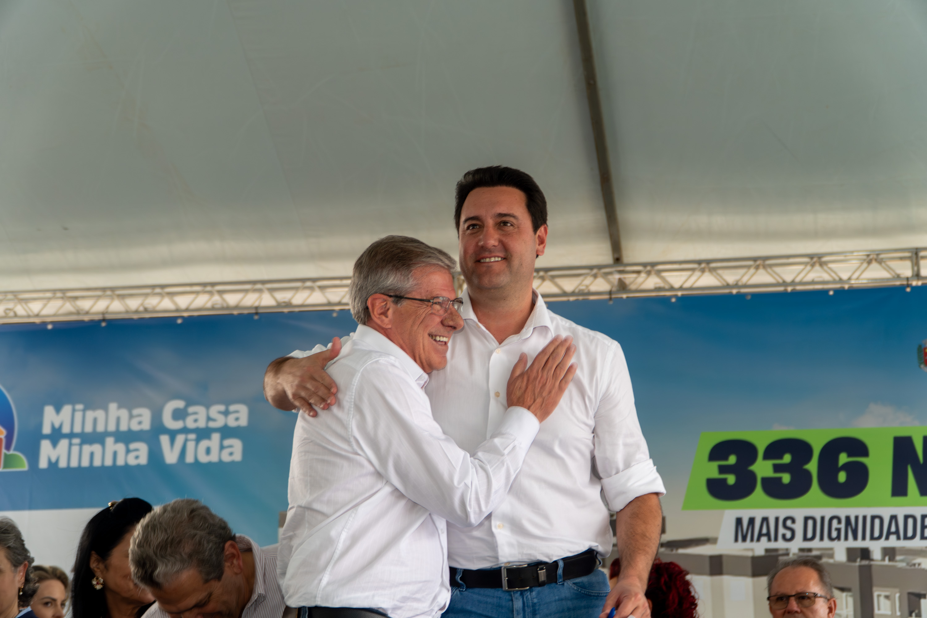 Com nova entrega, Casa Fácil Paraná já beneficiou 6,1 mil famílias de Maringá