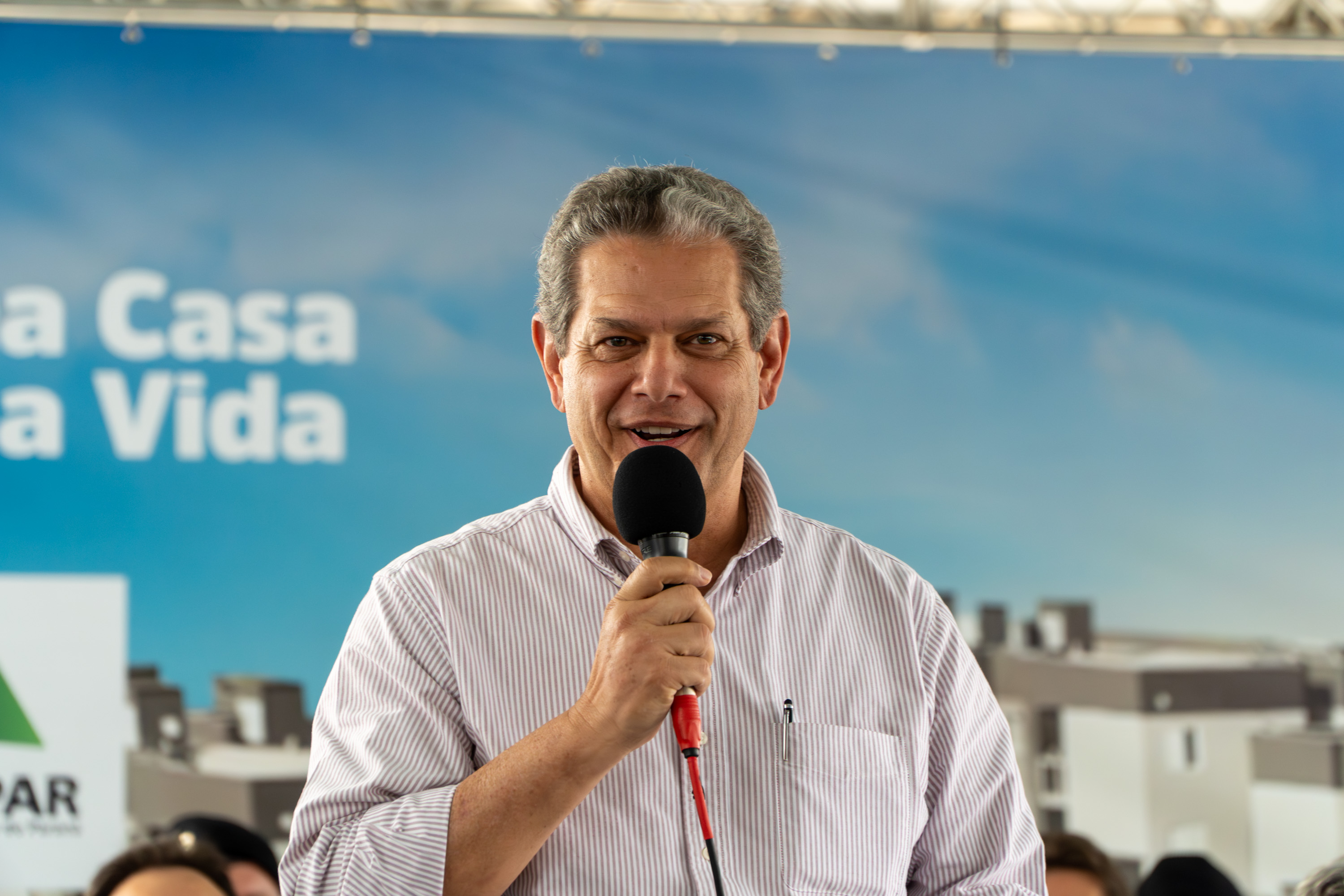 Com nova entrega, Casa Fácil Paraná já beneficiou 6,1 mil famílias de Maringá