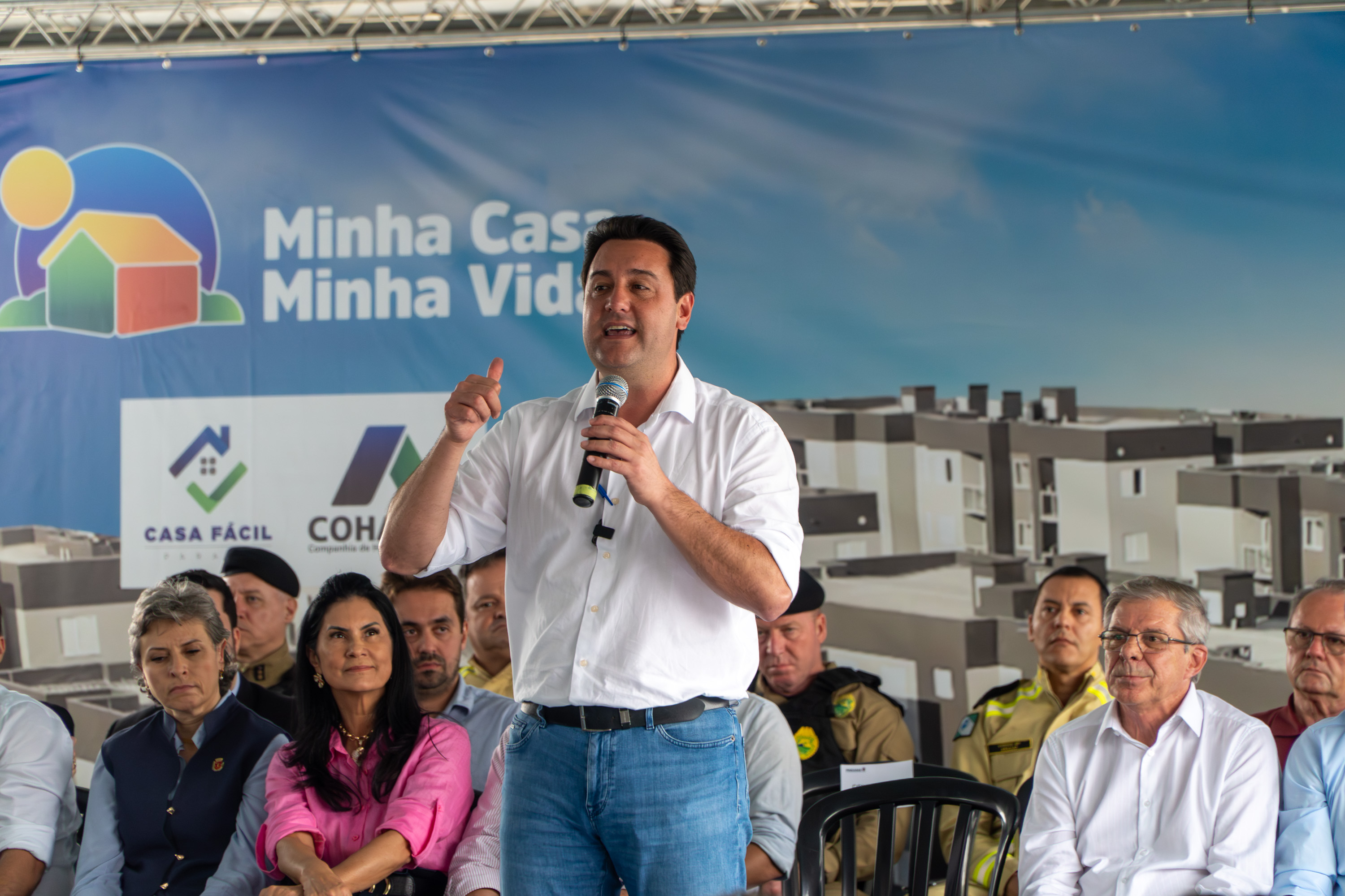 Com nova entrega, Casa Fácil Paraná já beneficiou 6,1 mil famílias de Maringá