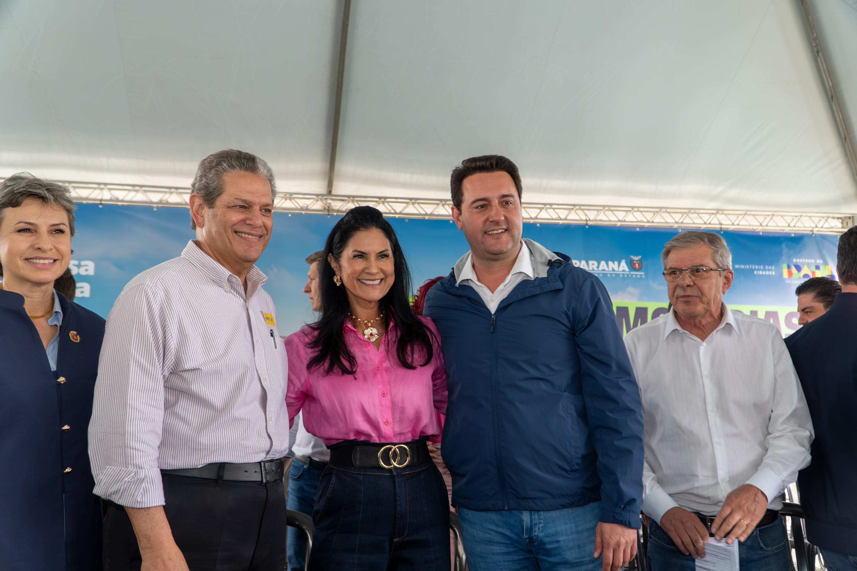 Com nova entrega, Casa Fácil Paraná já beneficiou 6,1 mil famílias de Maringá