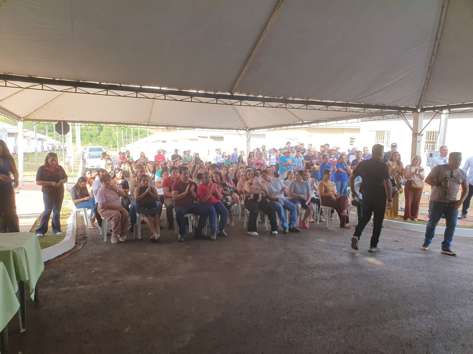 Com recursos do Estado, Cohapar entrega novo residencial no município de Quinta do Sol