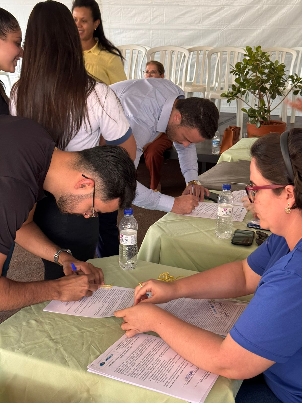 Com recursos do Estado, Cohapar entrega novo residencial no município de Quinta do Sol