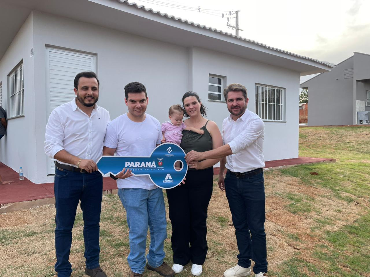 Com recursos do Estado, Cohapar entrega novo residencial no município de Quinta do Sol