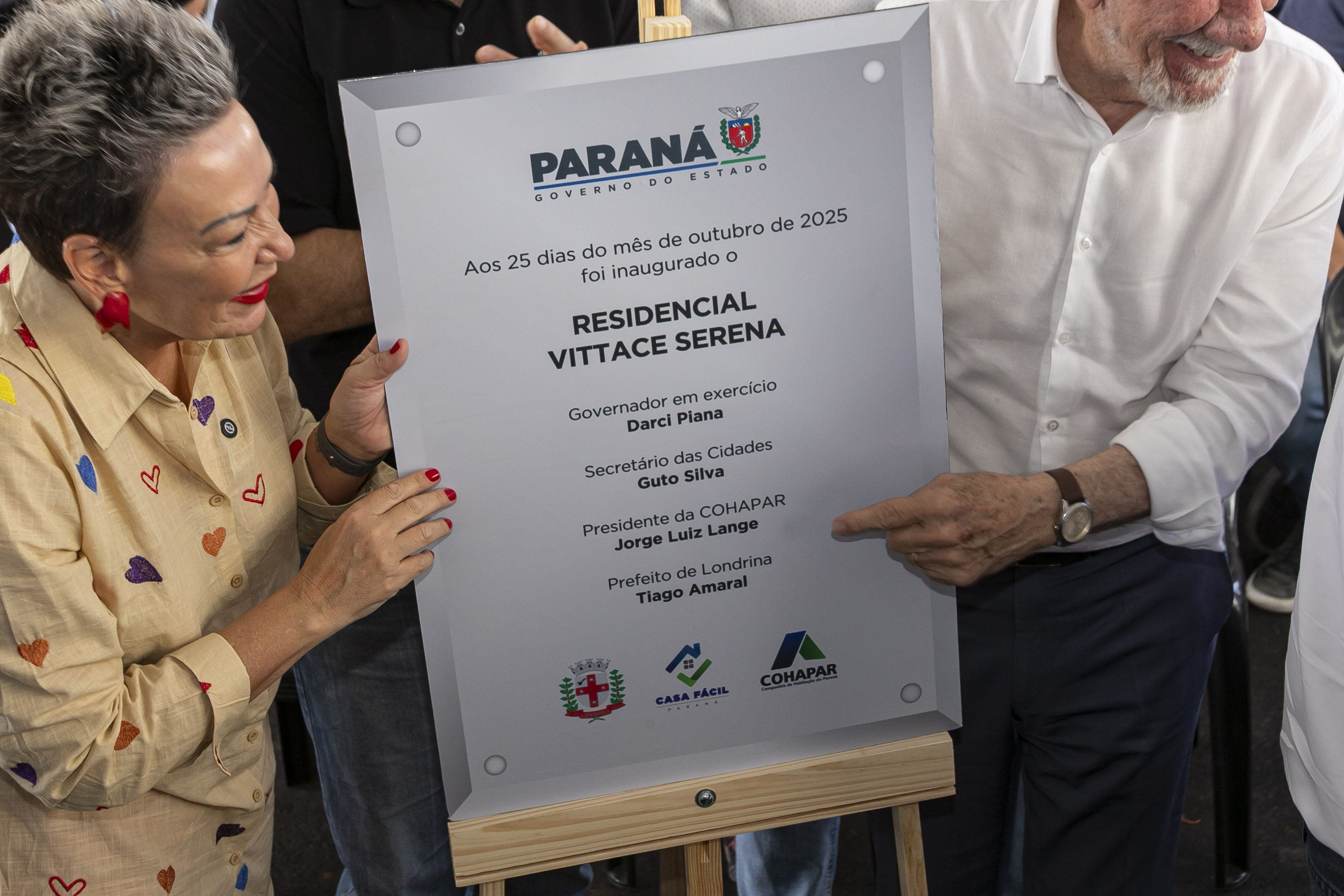 Com apoio do Estado, 512 famílias de Londrina passam a viver em casa própria